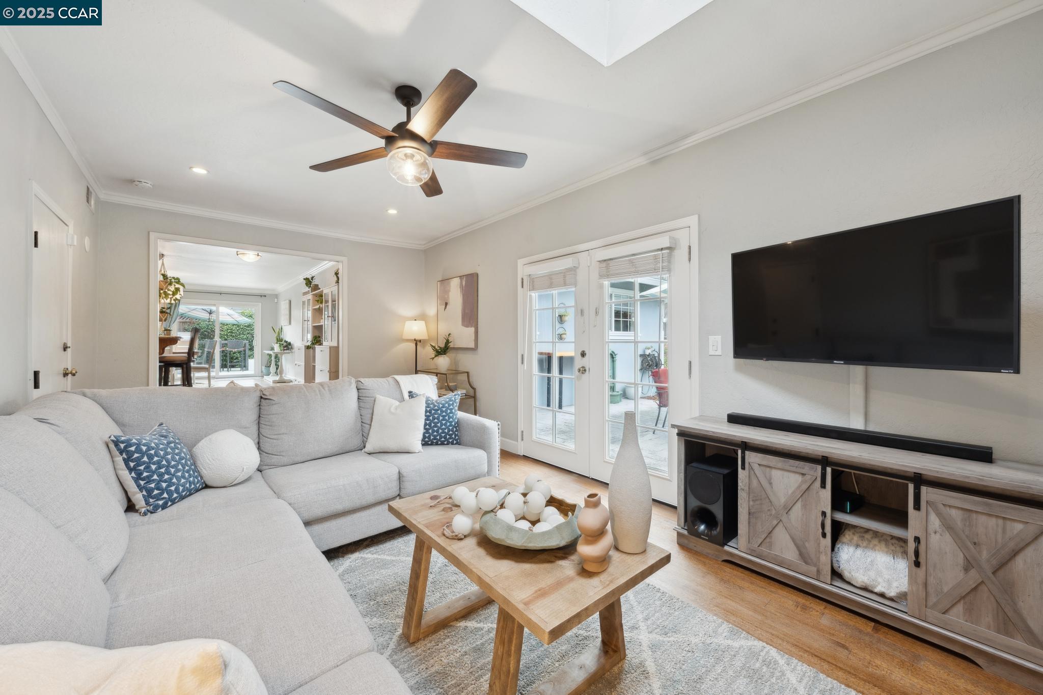 249 Greenwich Dr
