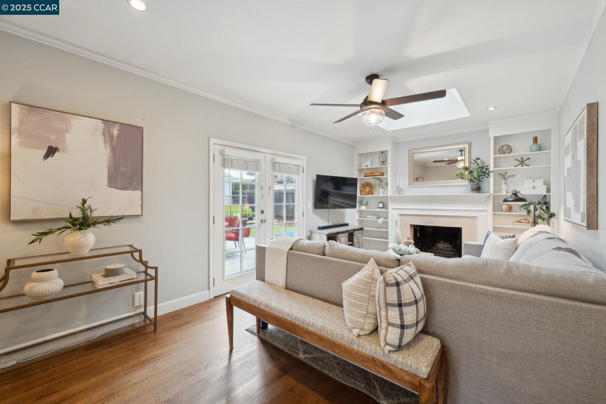 249 Greenwich Dr