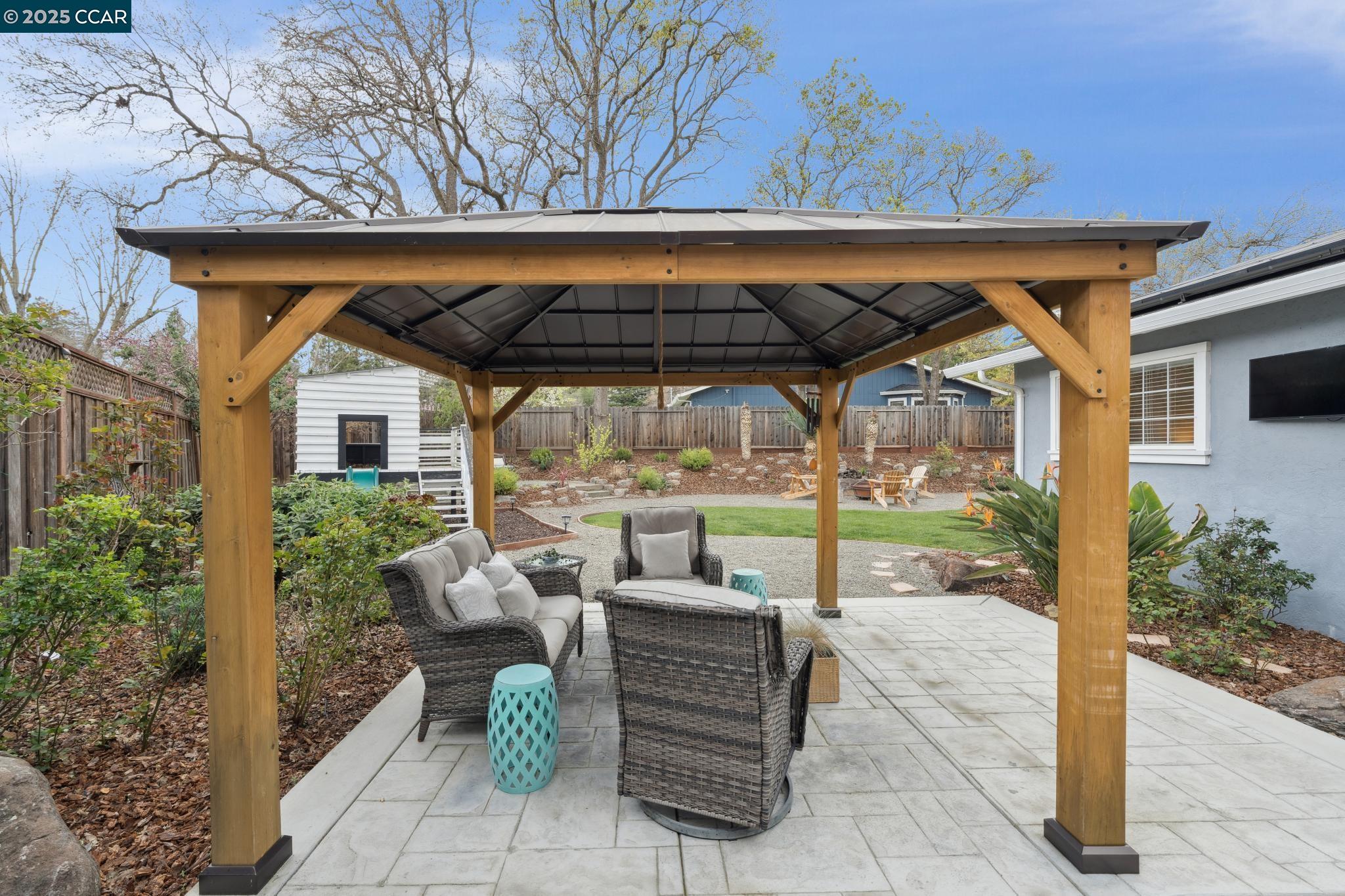 249 Greenwich Dr