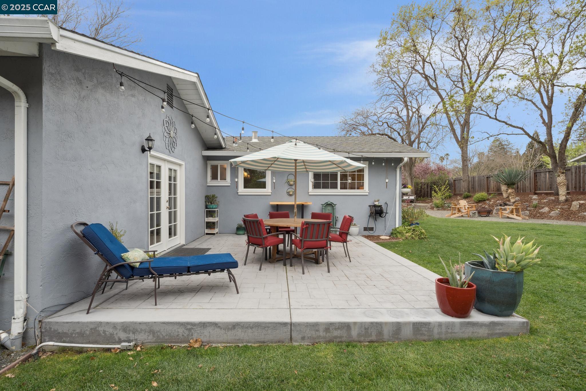 249 Greenwich Dr