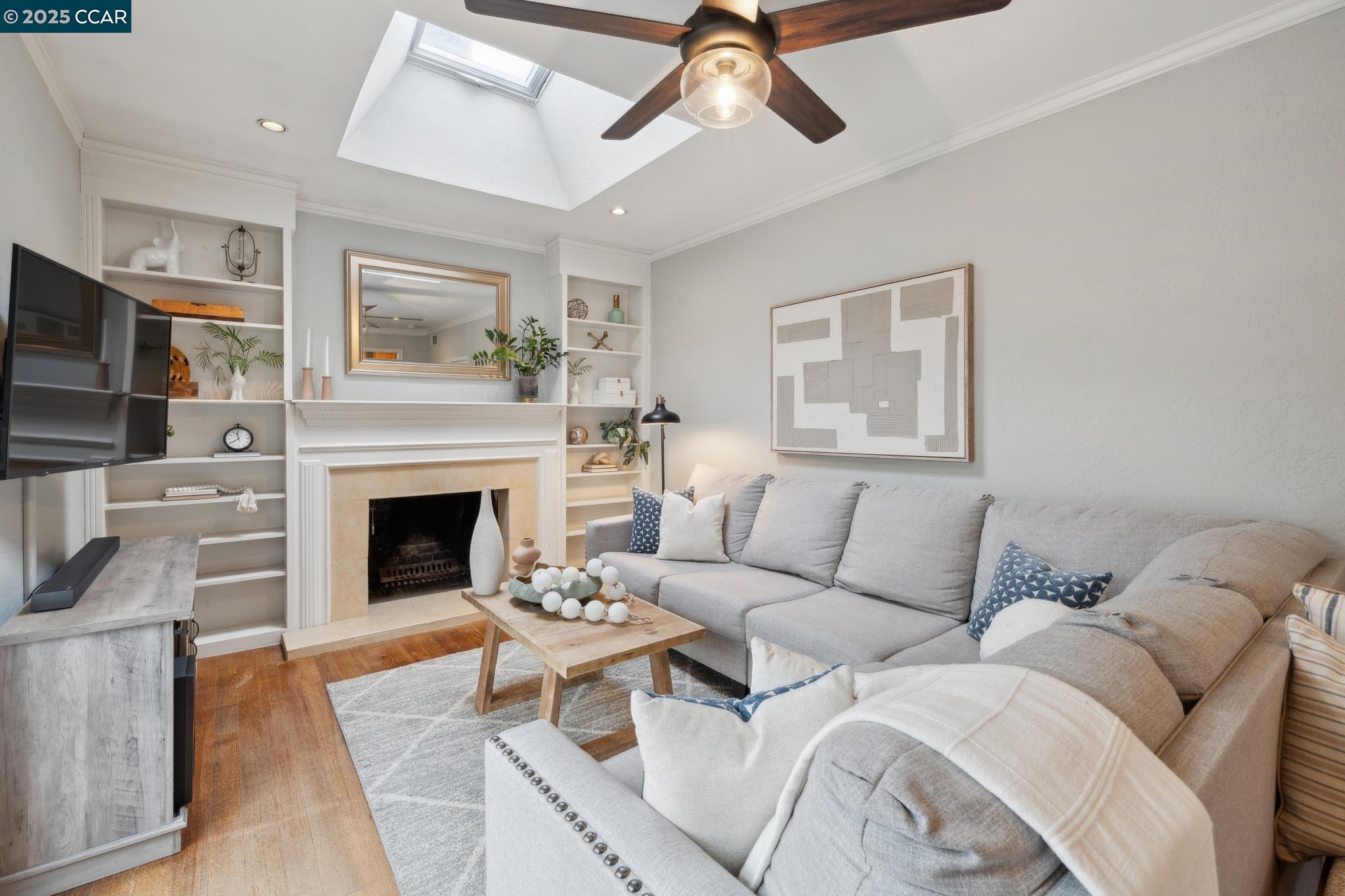 249 Greenwich Dr
