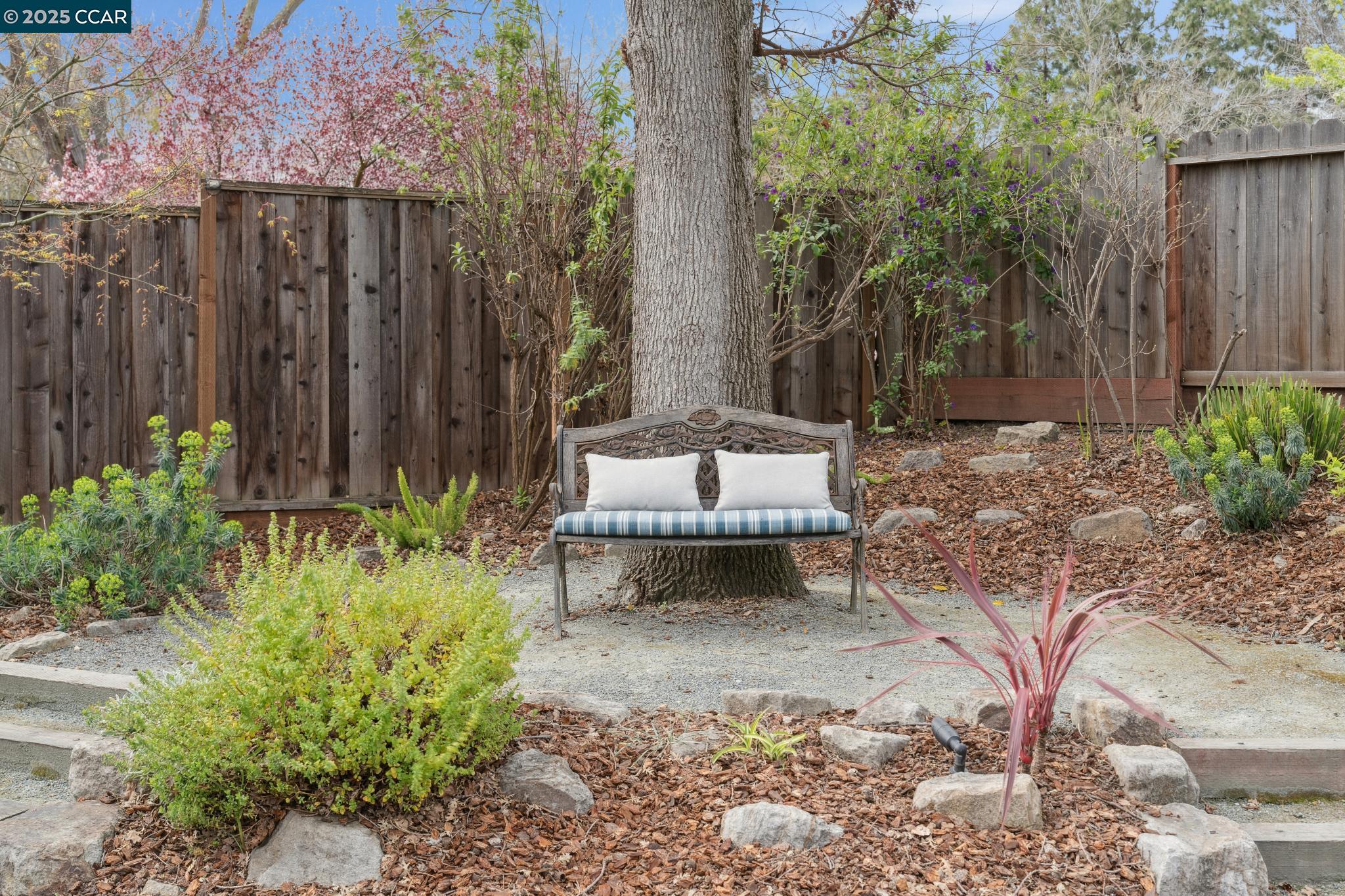 249 Greenwich Dr