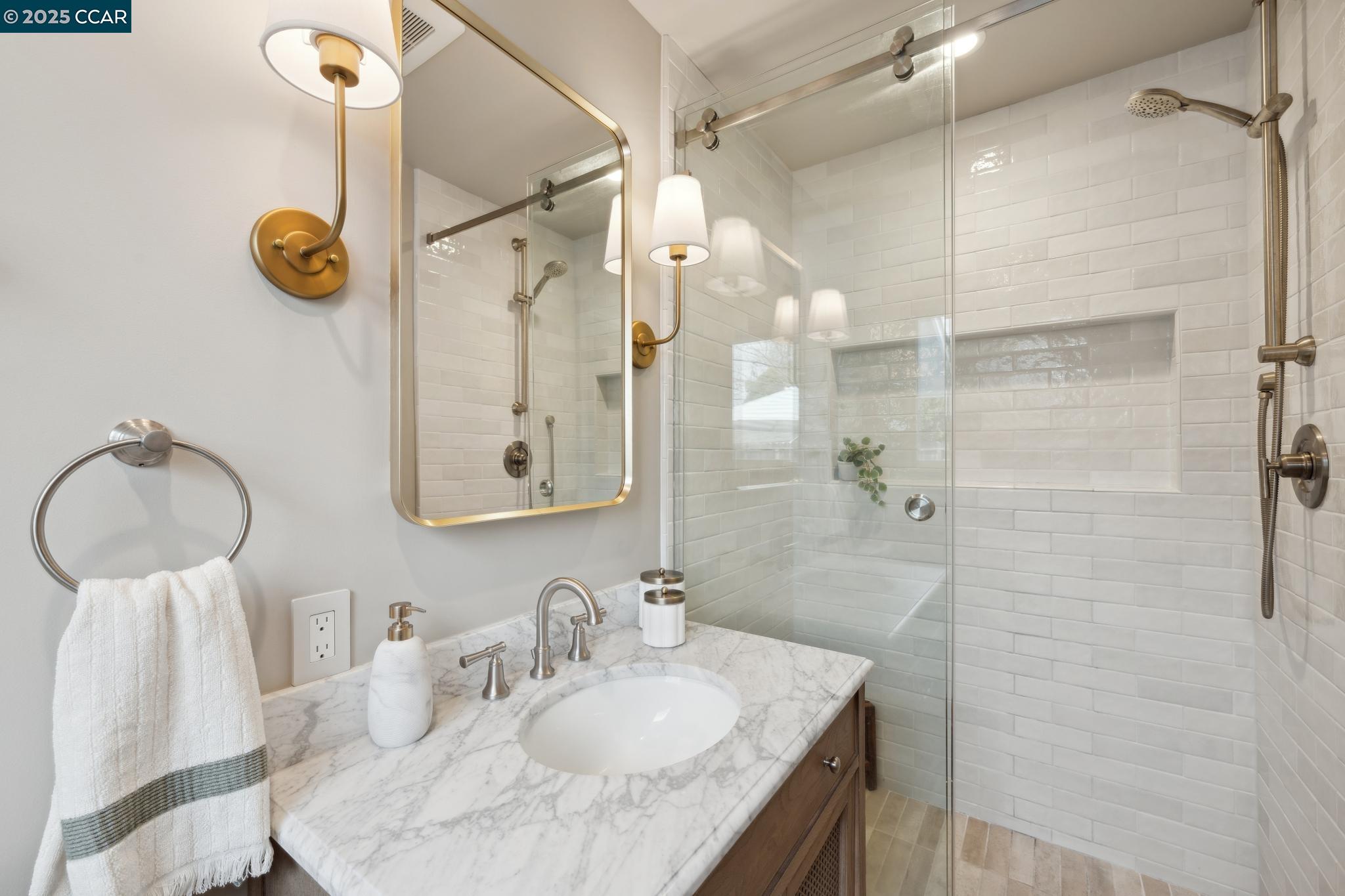 249 Greenwich Dr