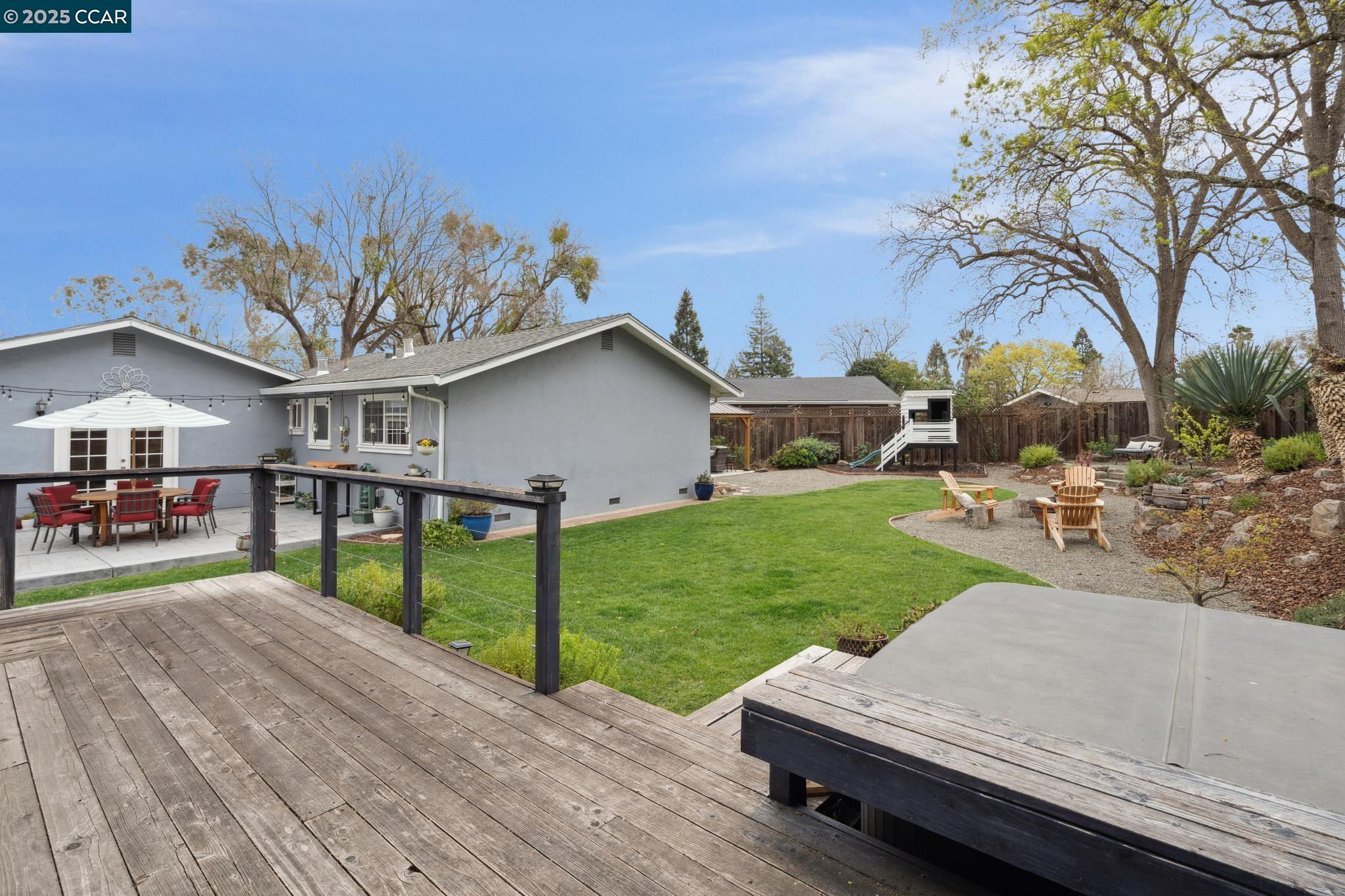 249 Greenwich Dr