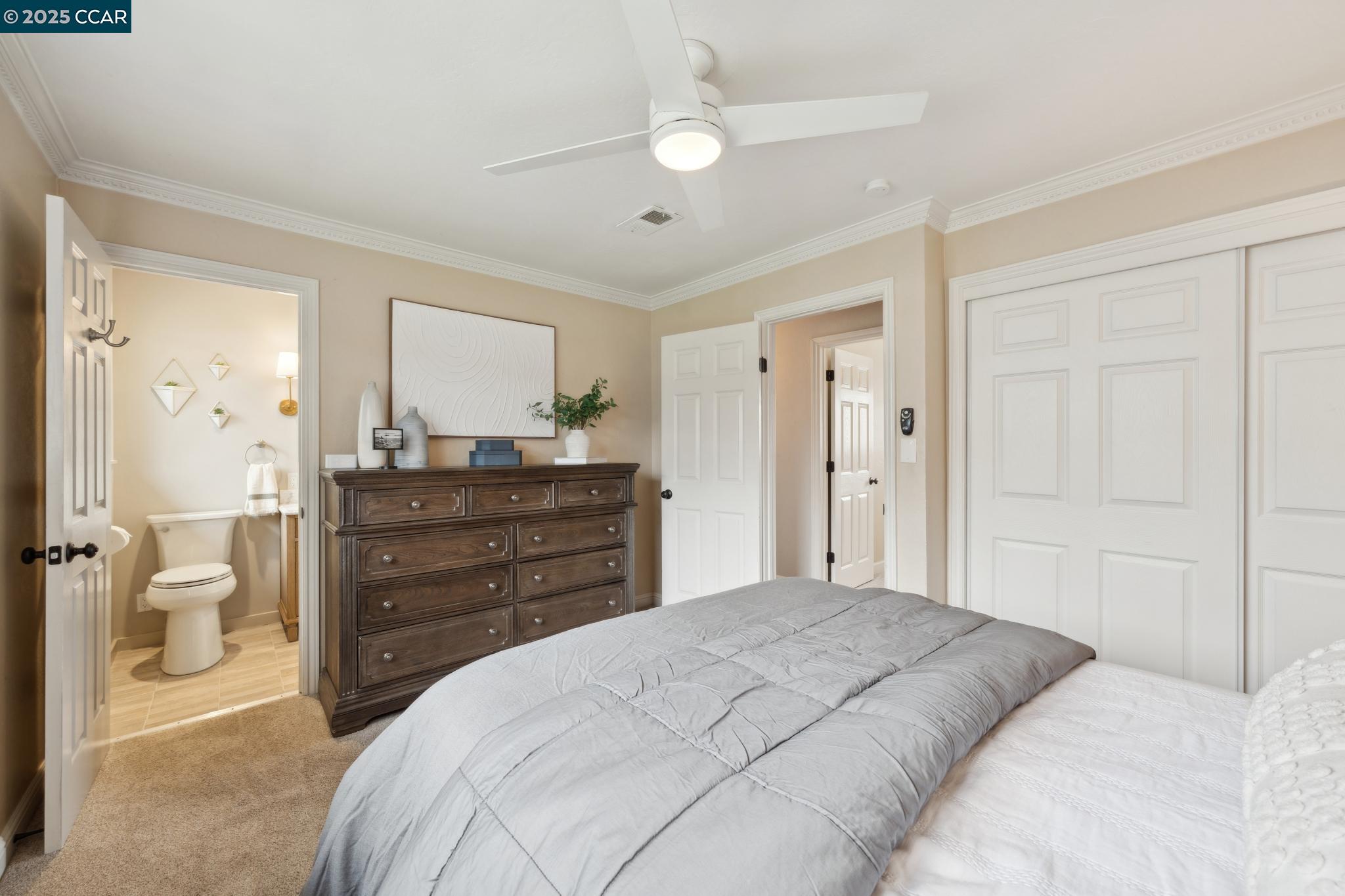 249 Greenwich Dr