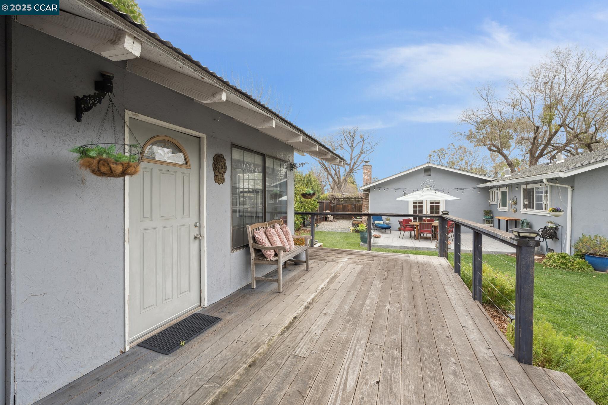 249 Greenwich Dr