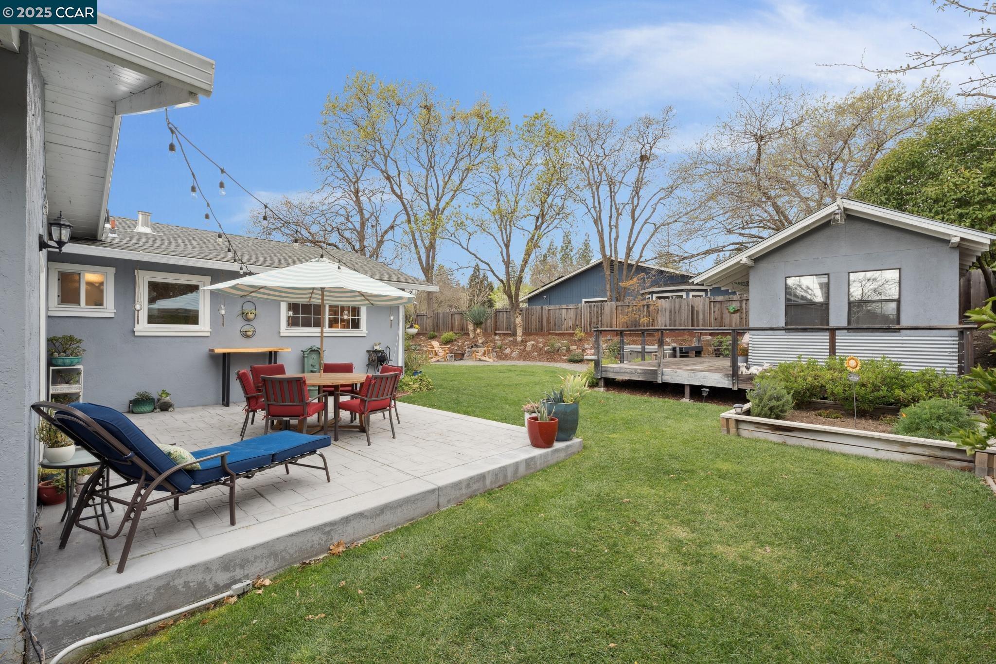 249 Greenwich Dr