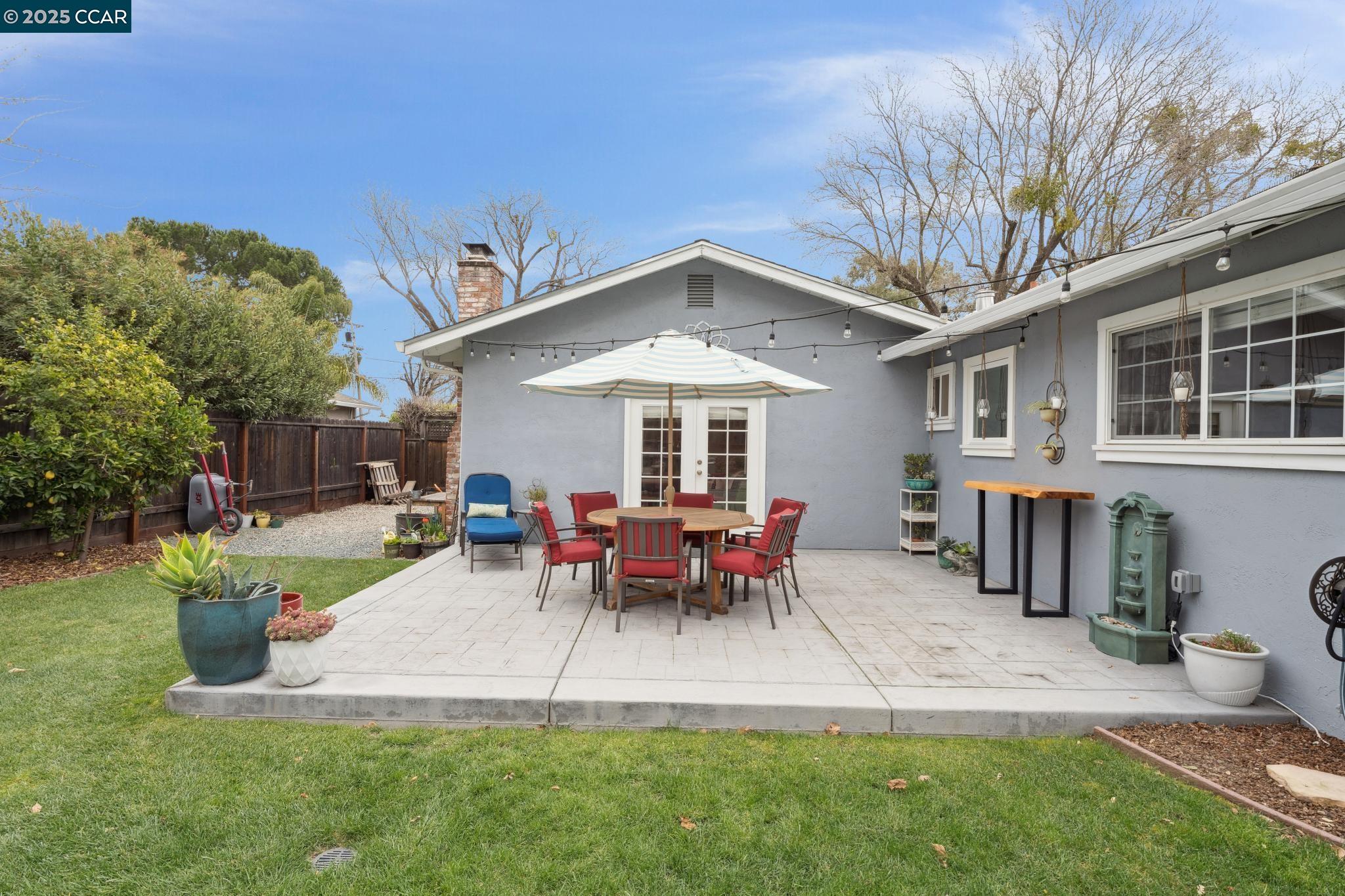 249 Greenwich Dr