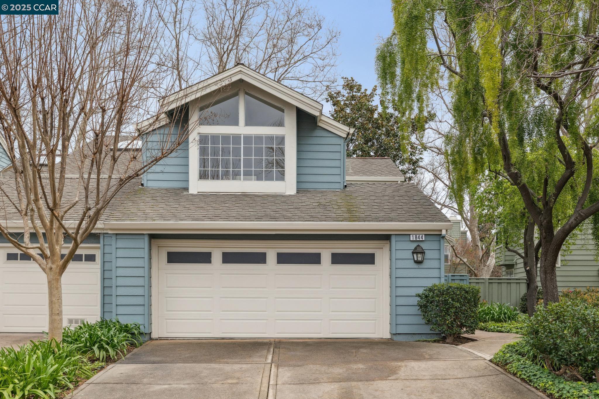 1844 Stratton Cir