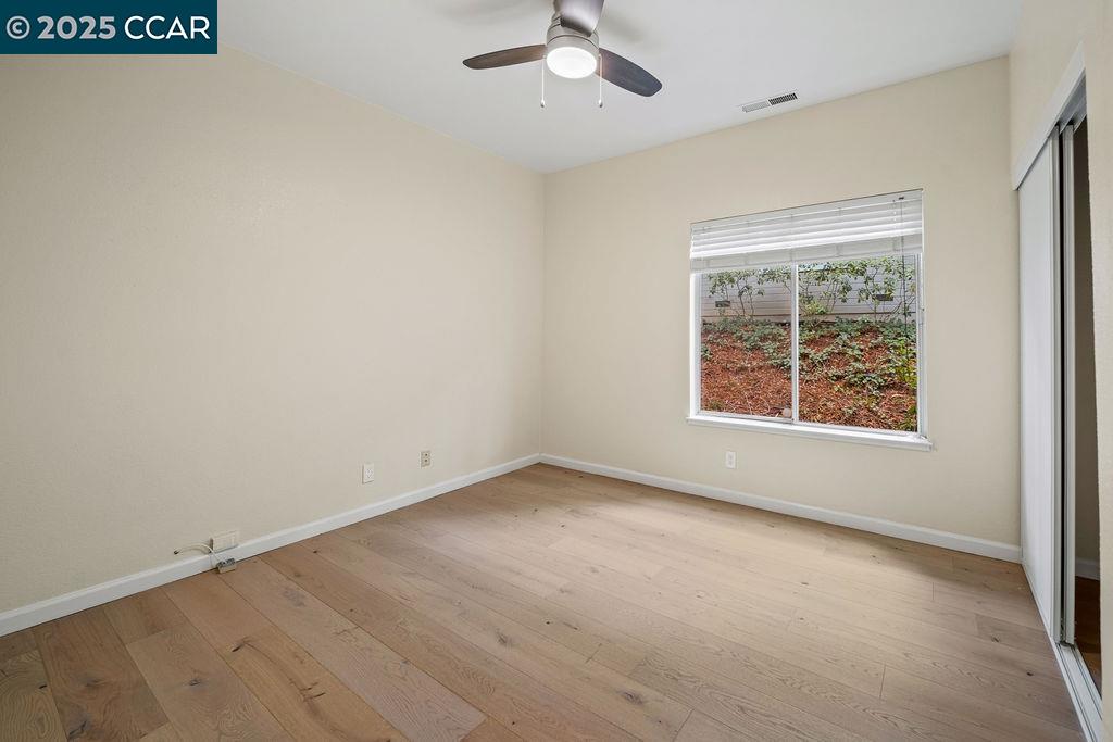 1207 Ridgeview Pl