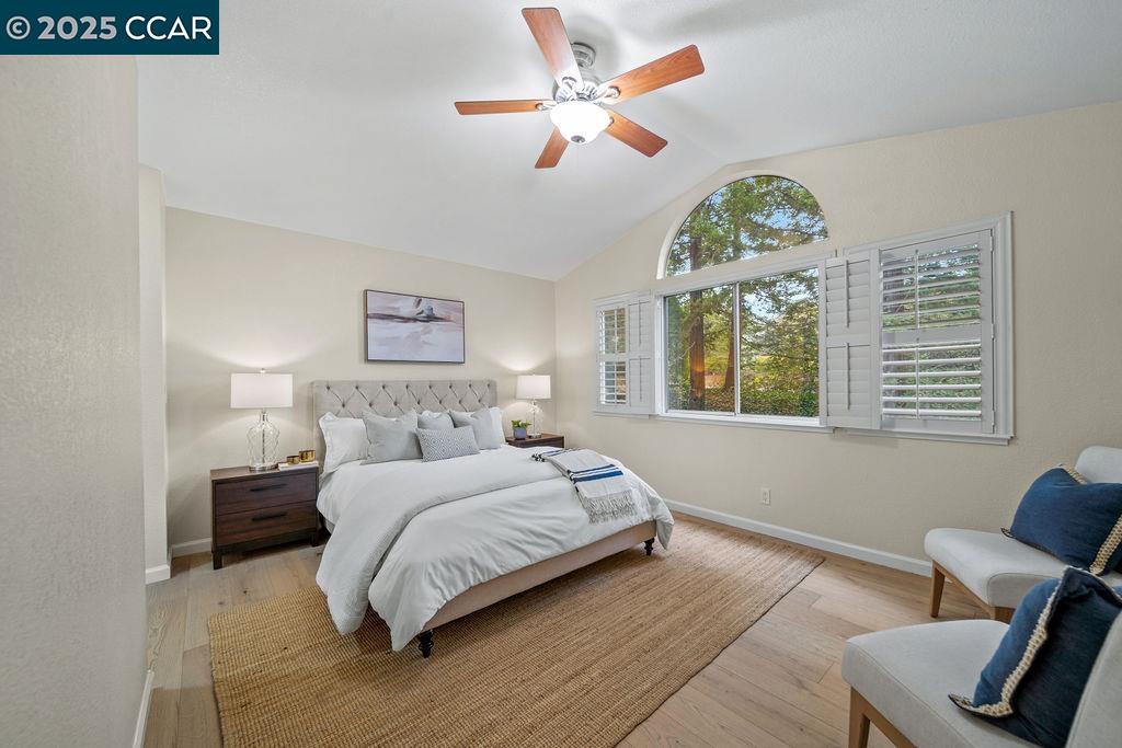 1207 Ridgeview Pl