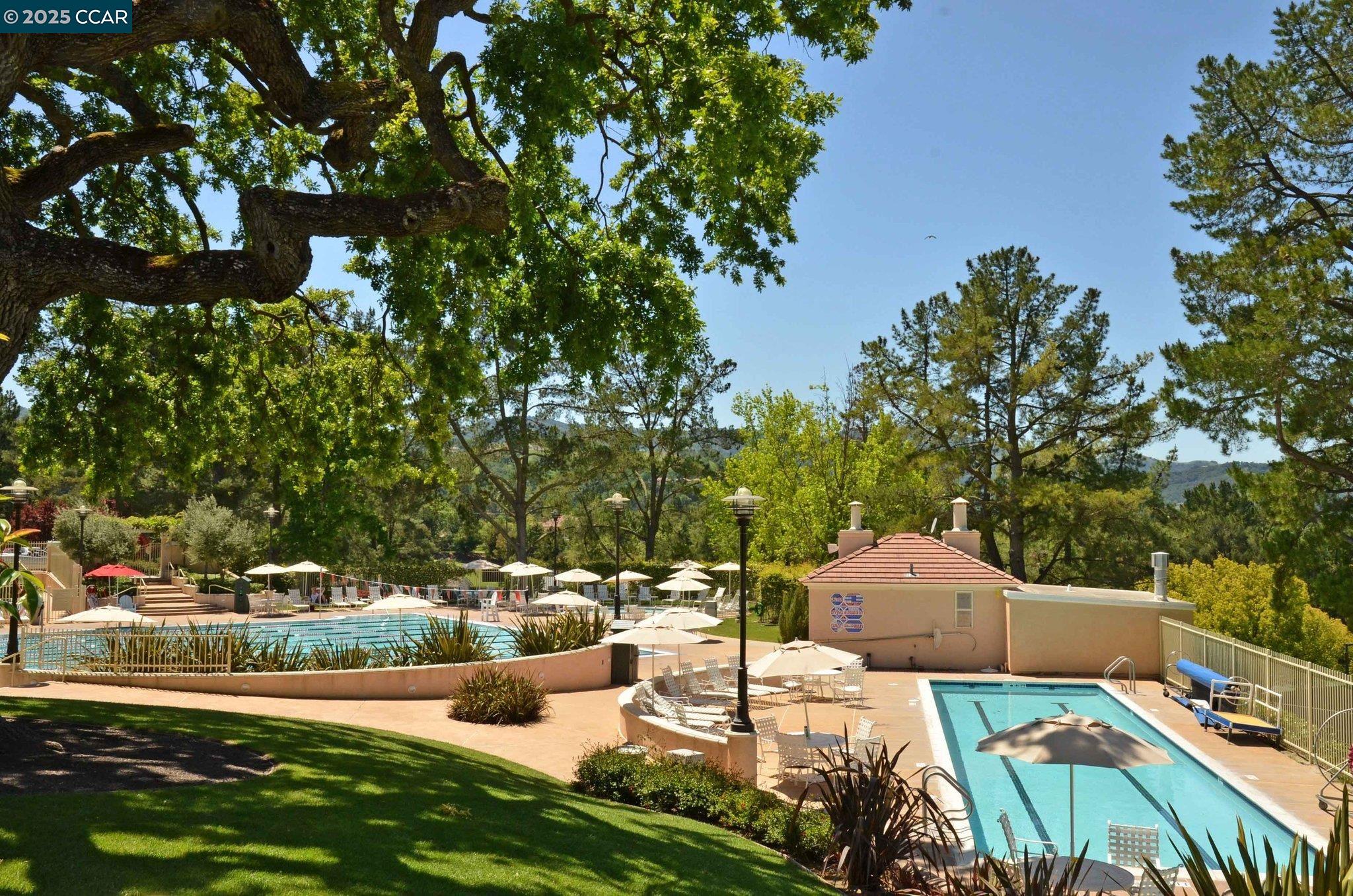 2530 Roundhill Dr.