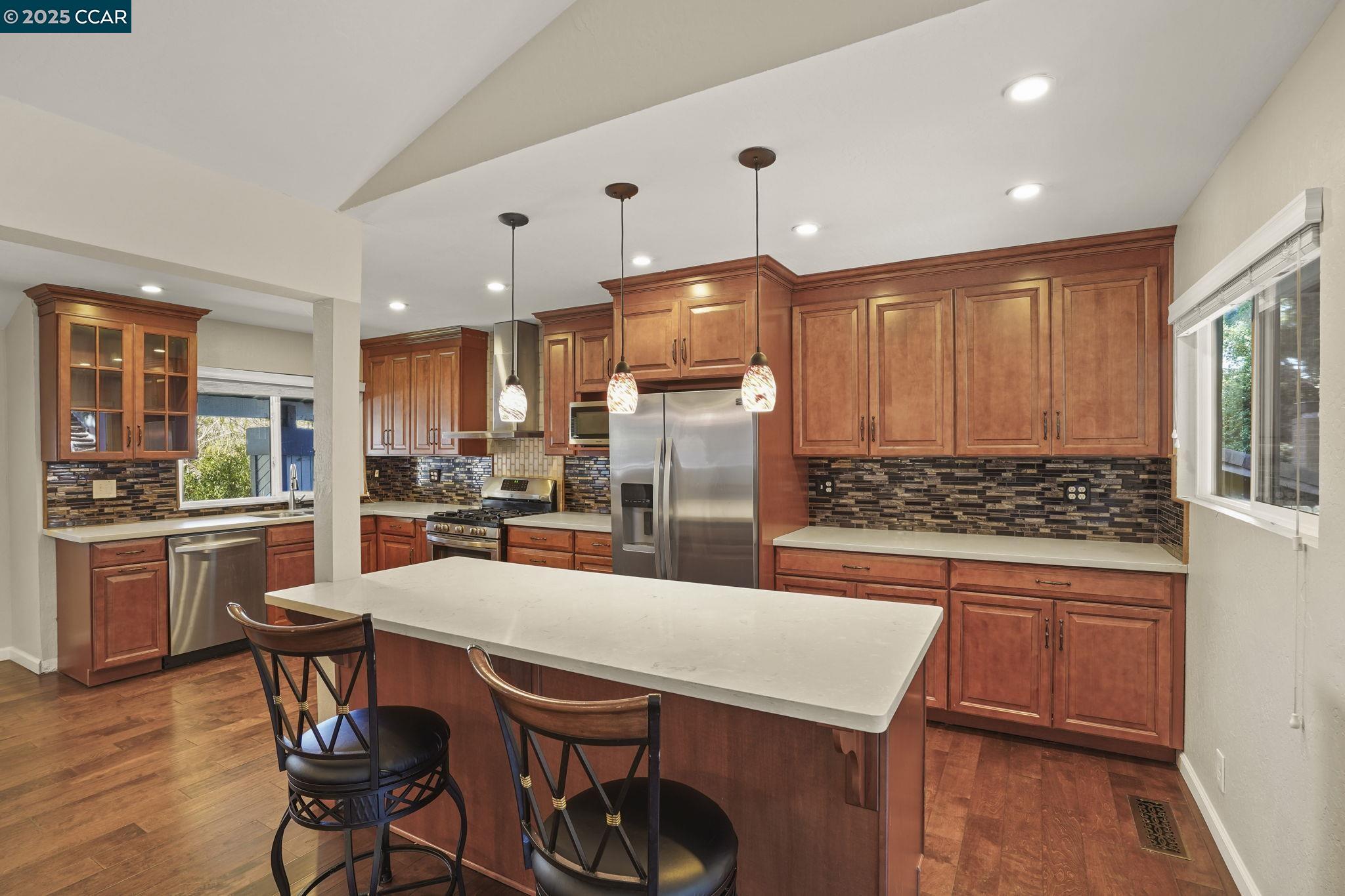 228 Holiday Hills Dr.
