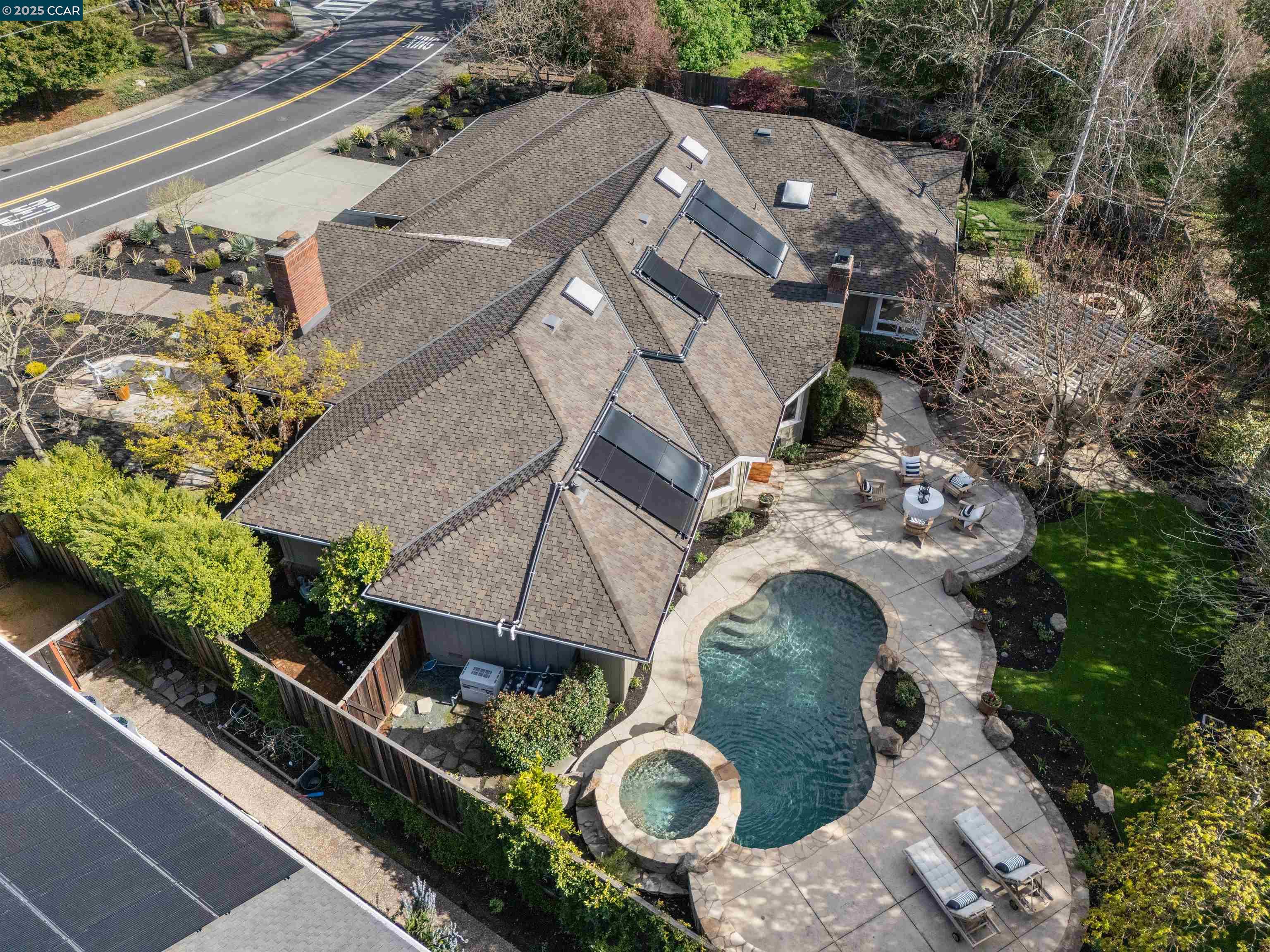 607 Burton Dr
