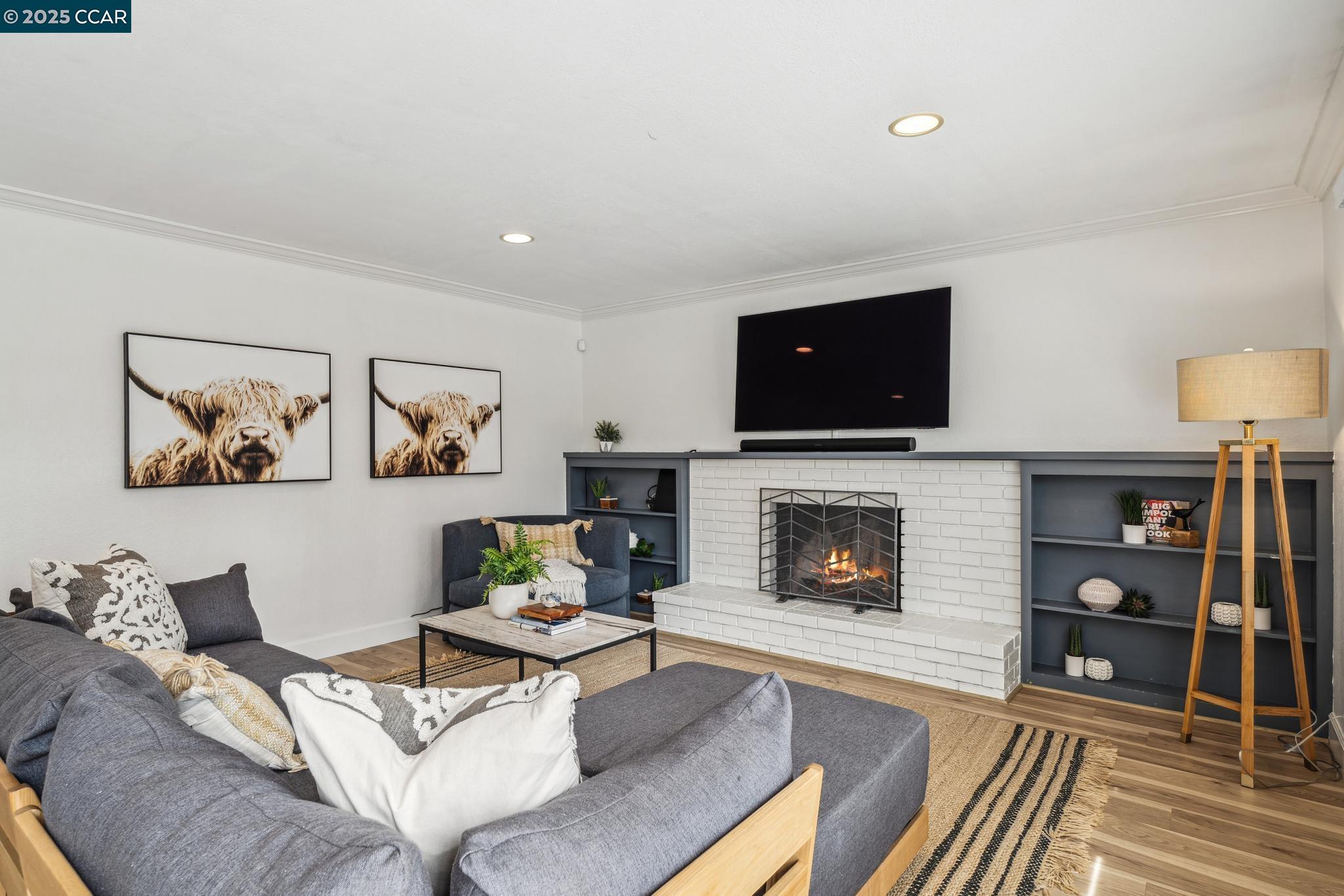 1738 Nuala St