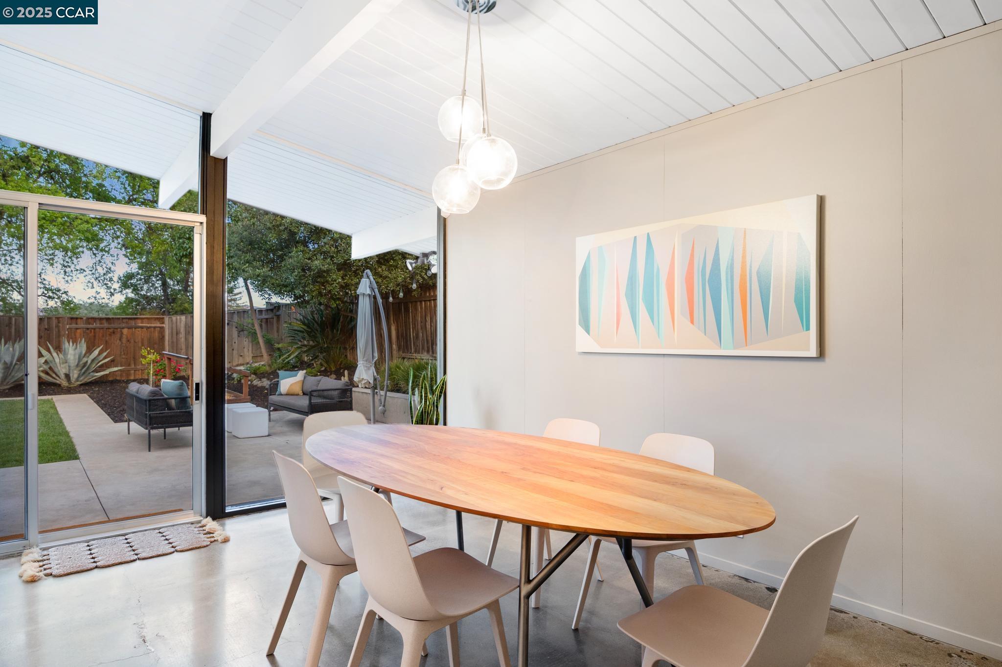 55 Los Cerros Ave
