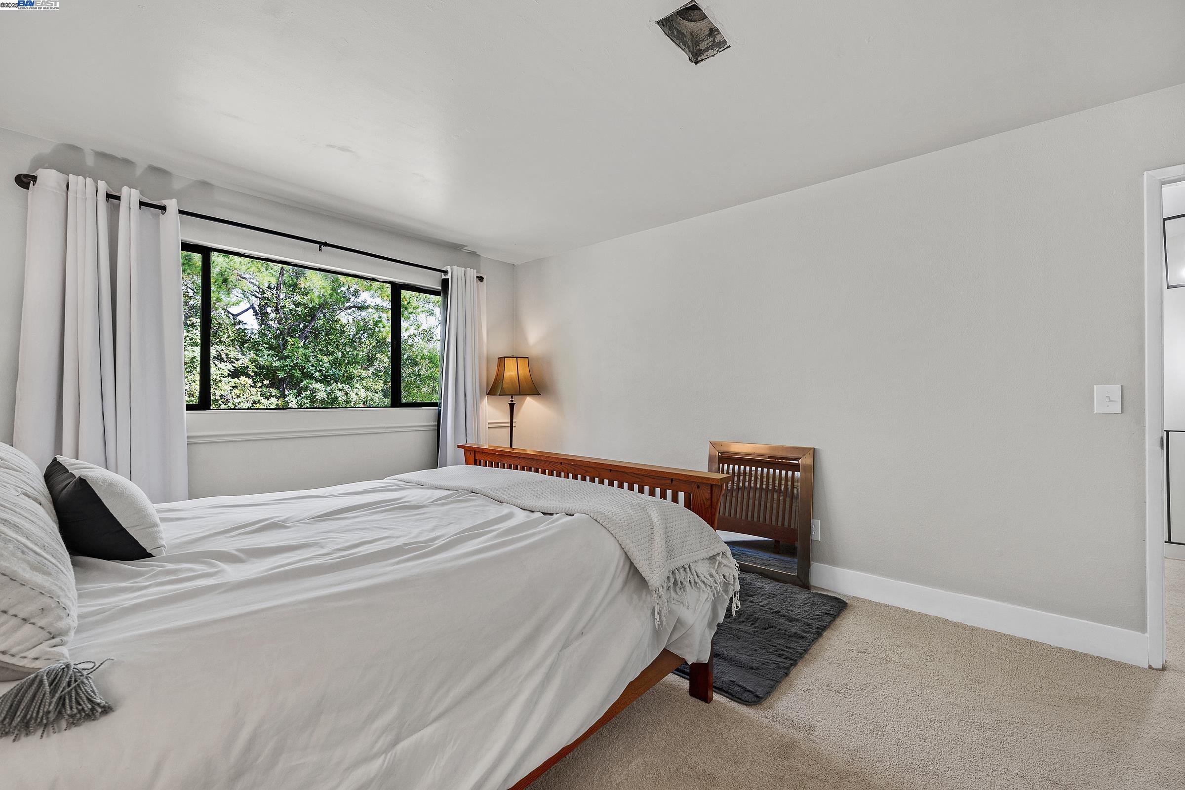 2413 Heatherleaf Ln