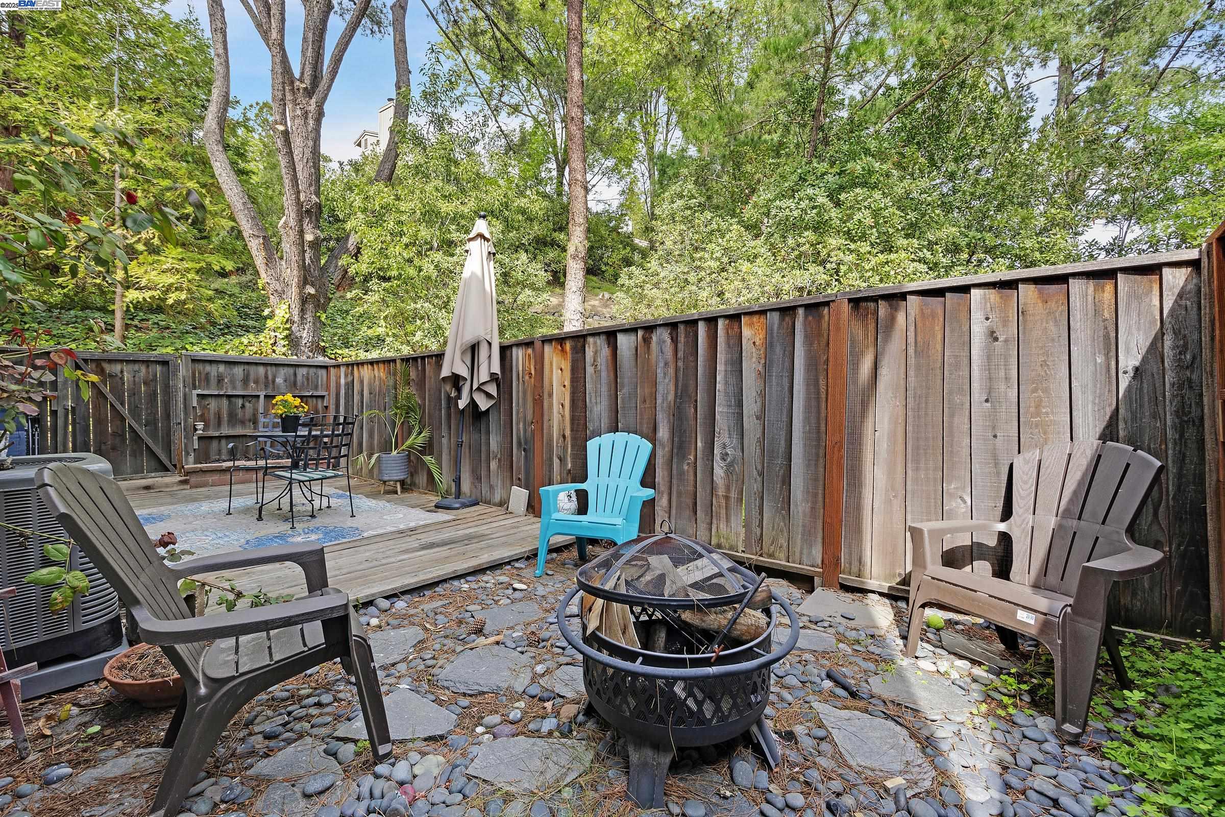 2413 Heatherleaf Ln
