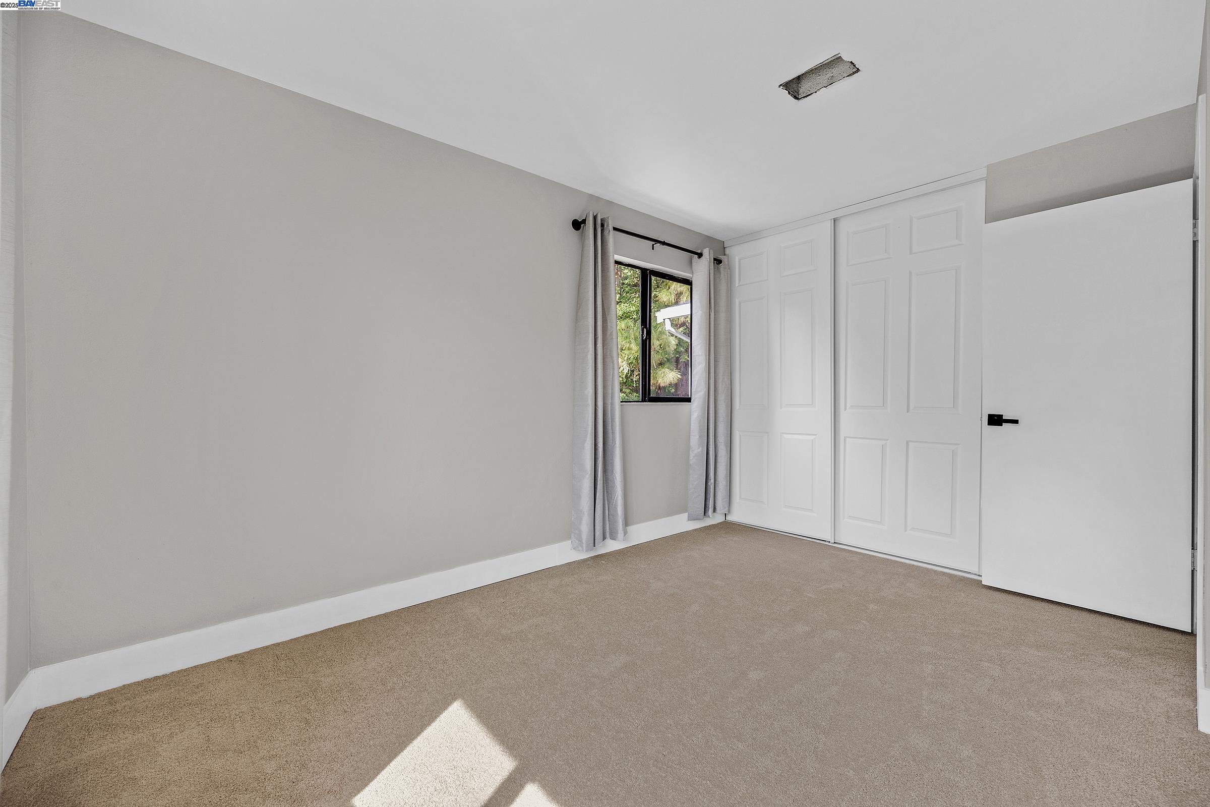 2413 Heatherleaf Ln