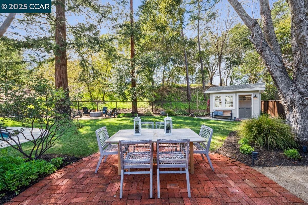 547 Merriewood Dr
