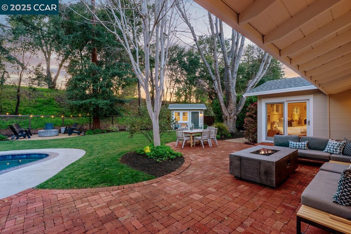 547 Merriewood Dr
