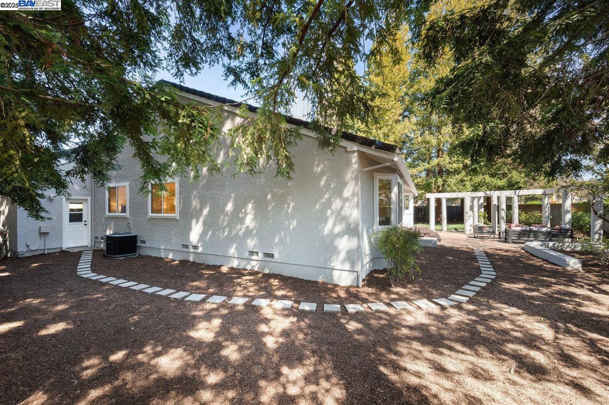 2035 Chadbourne Ct