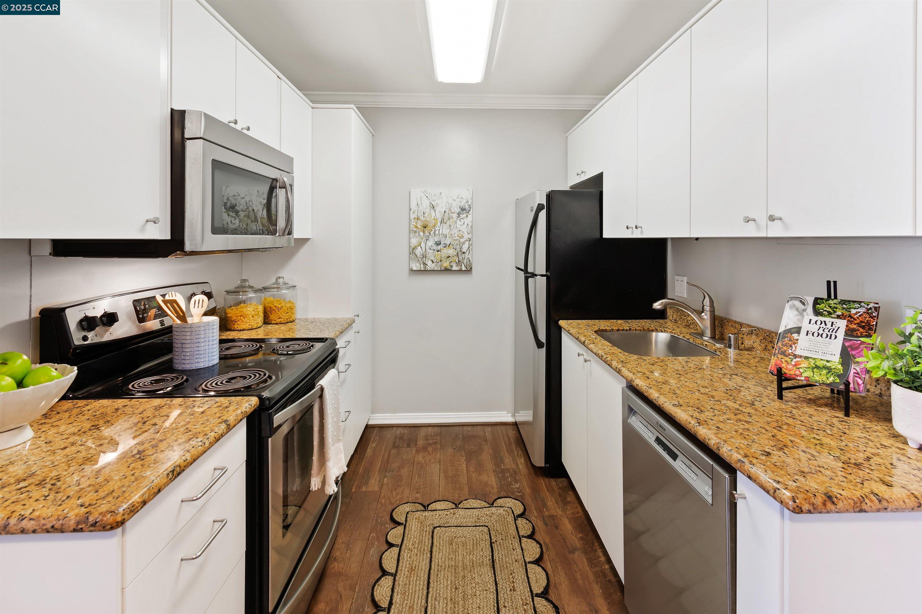 1457 Marchbanks Dr. # 4