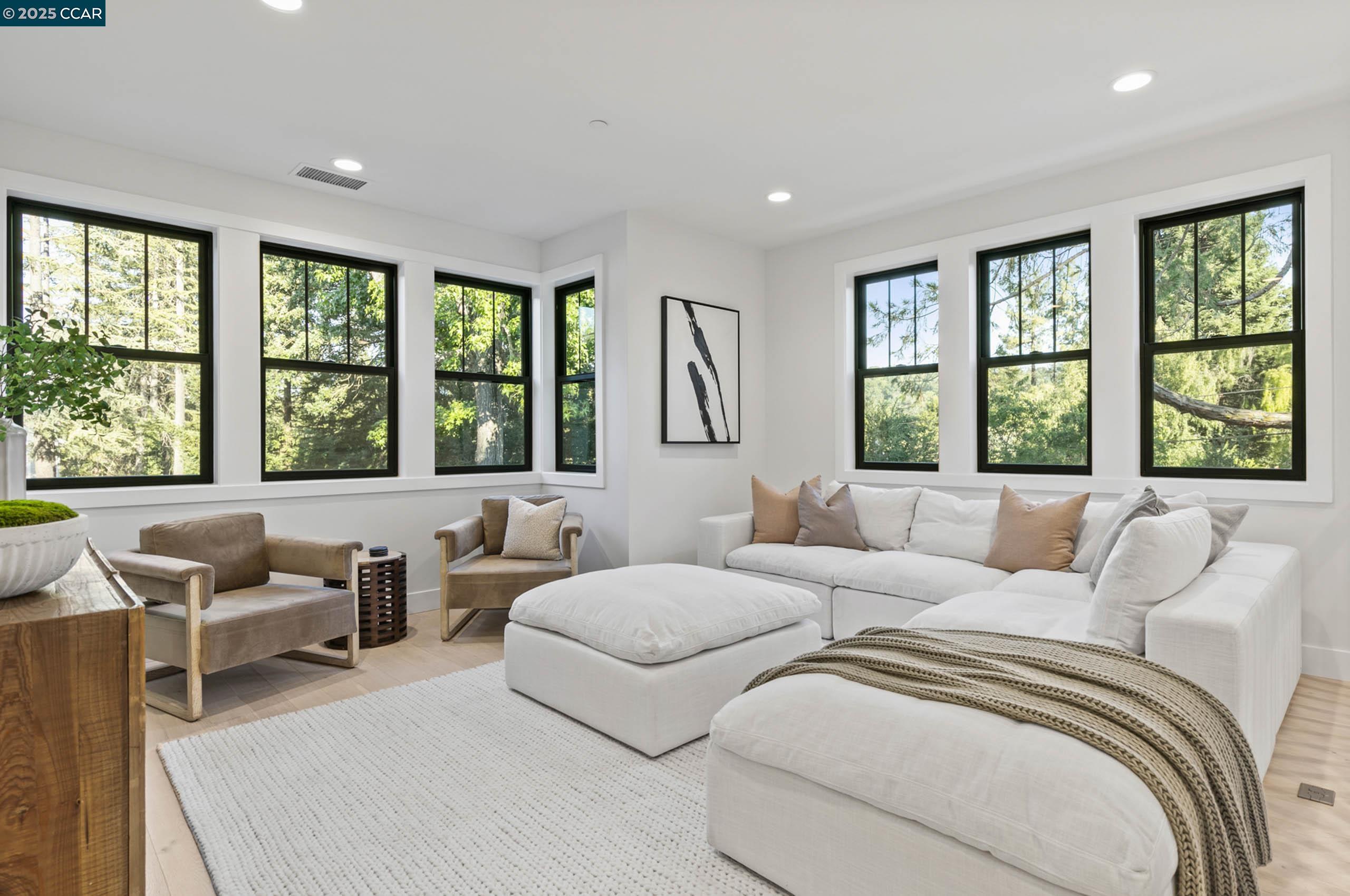 1036 Upper Happy Valley Rd
