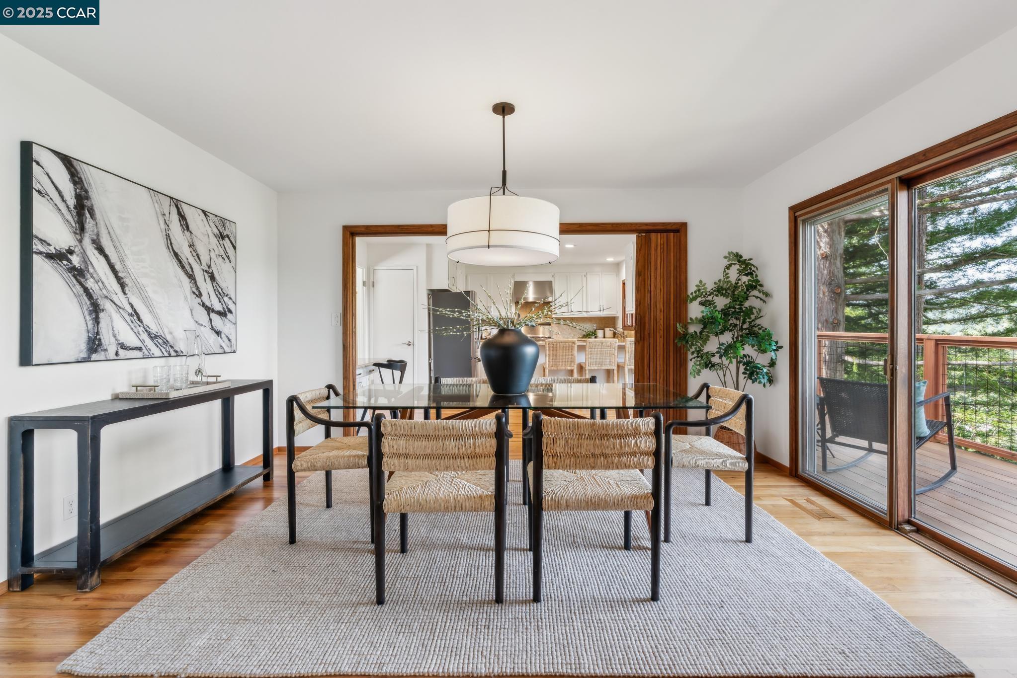 128 Ardith Dr