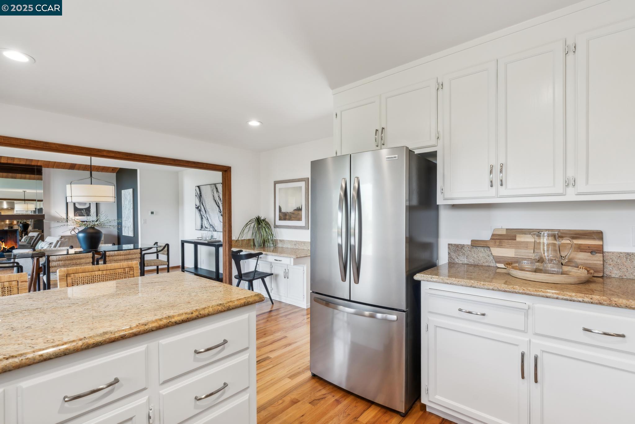 128 Ardith Dr