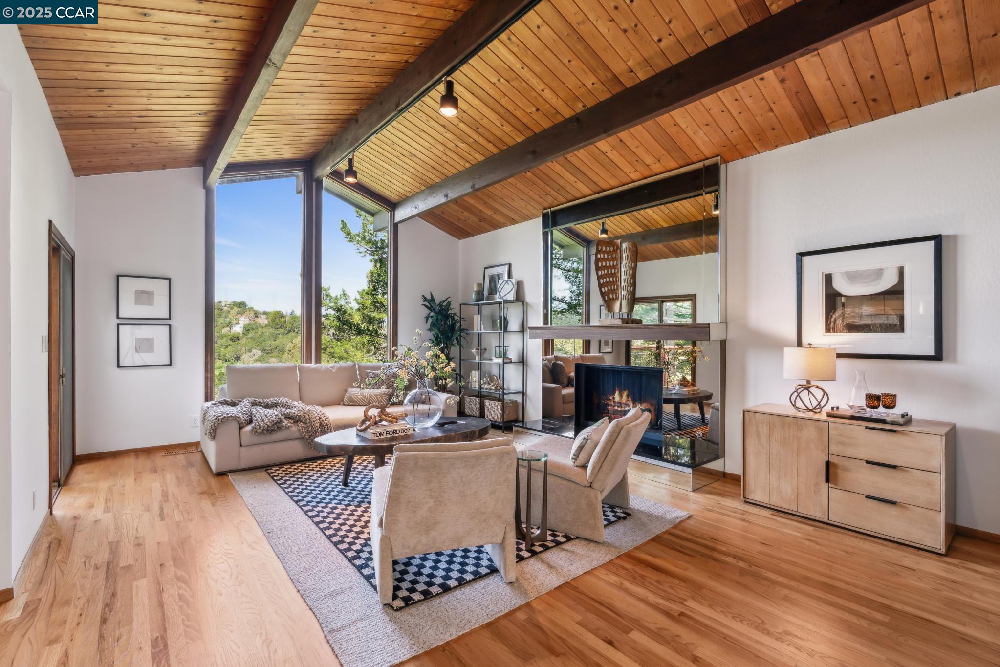 128 Ardith Dr