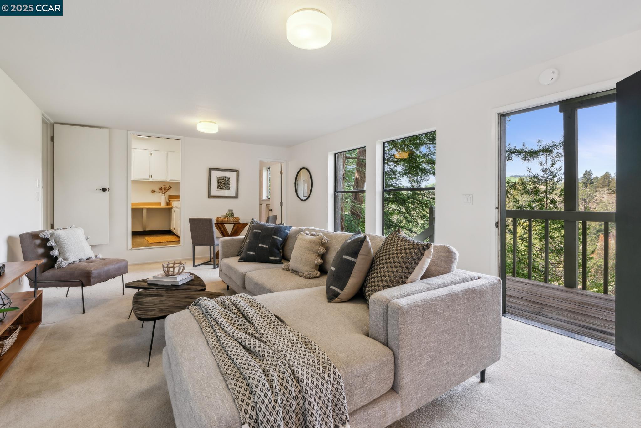 128 Ardith Dr