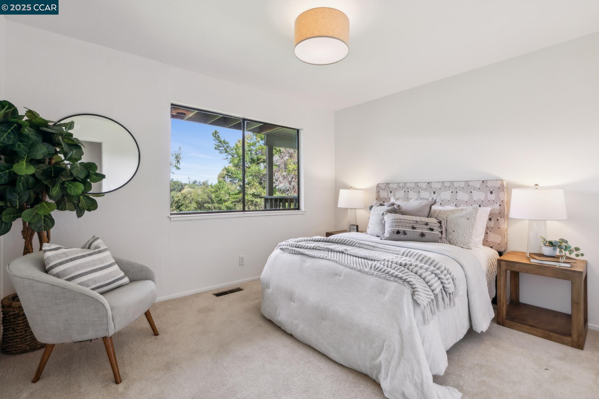 128 Ardith Dr