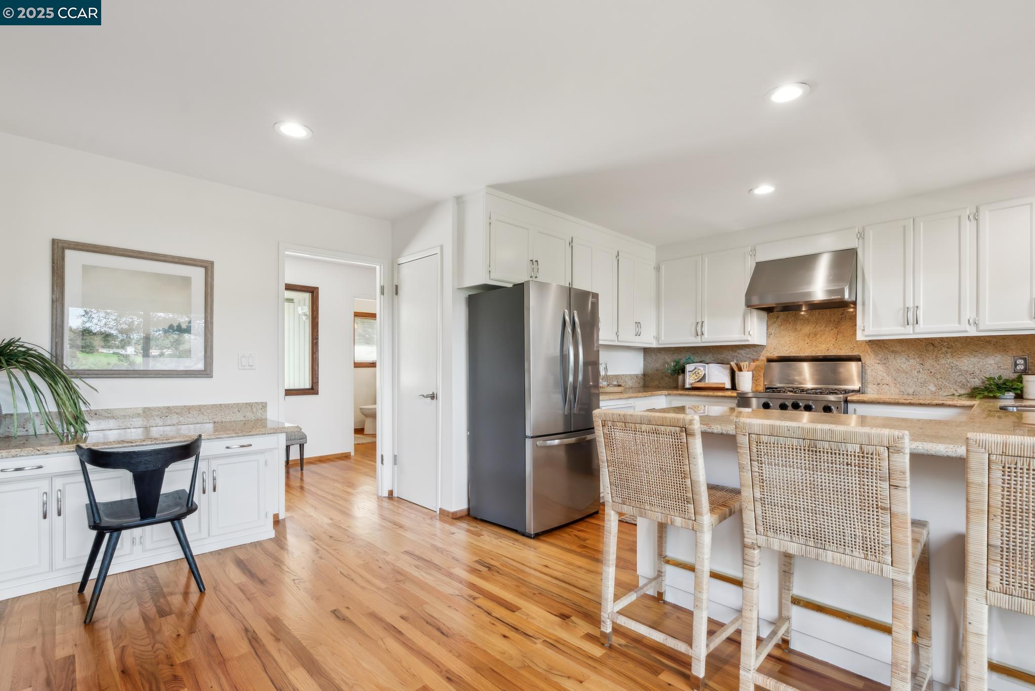 128 Ardith Dr