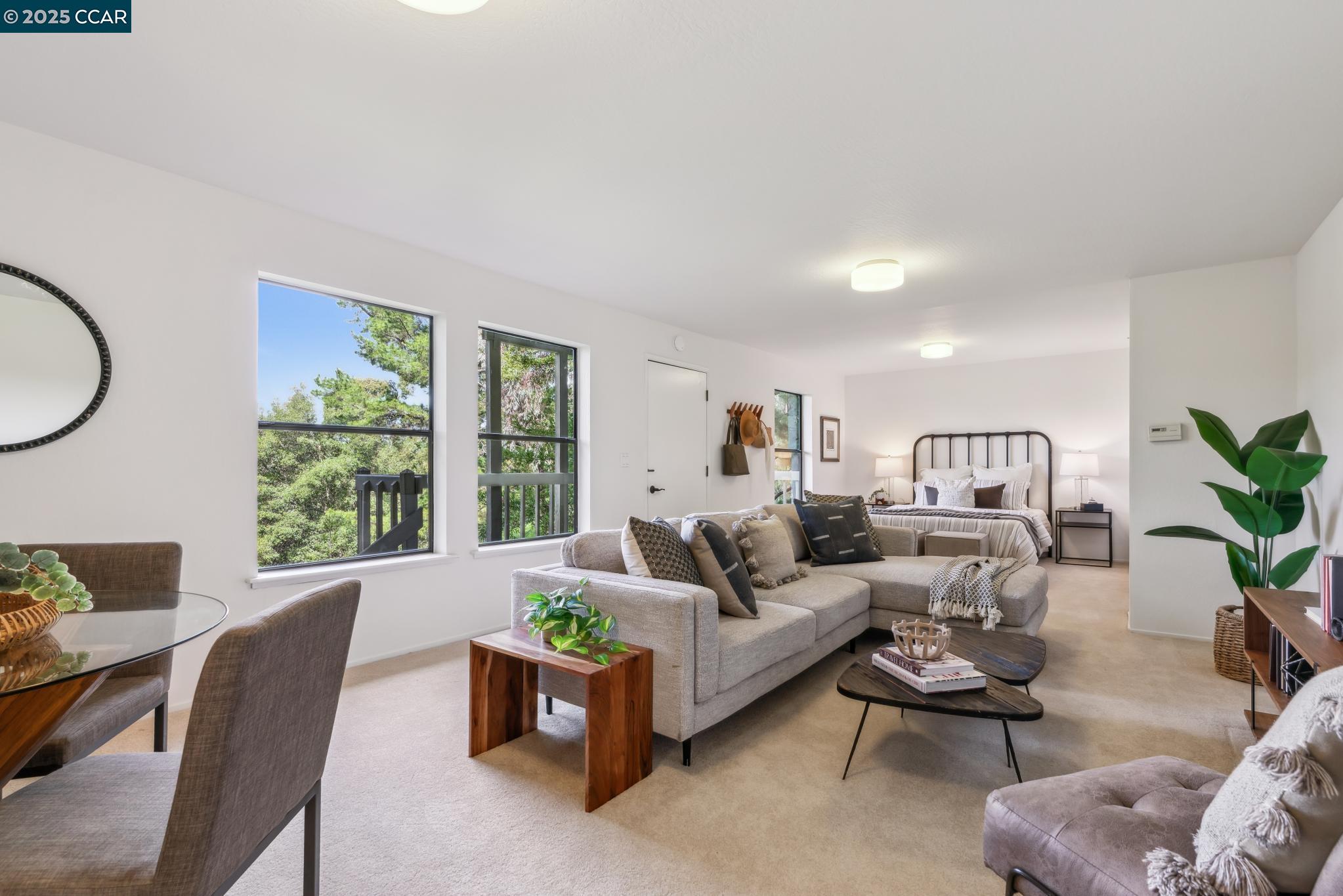 128 Ardith Dr