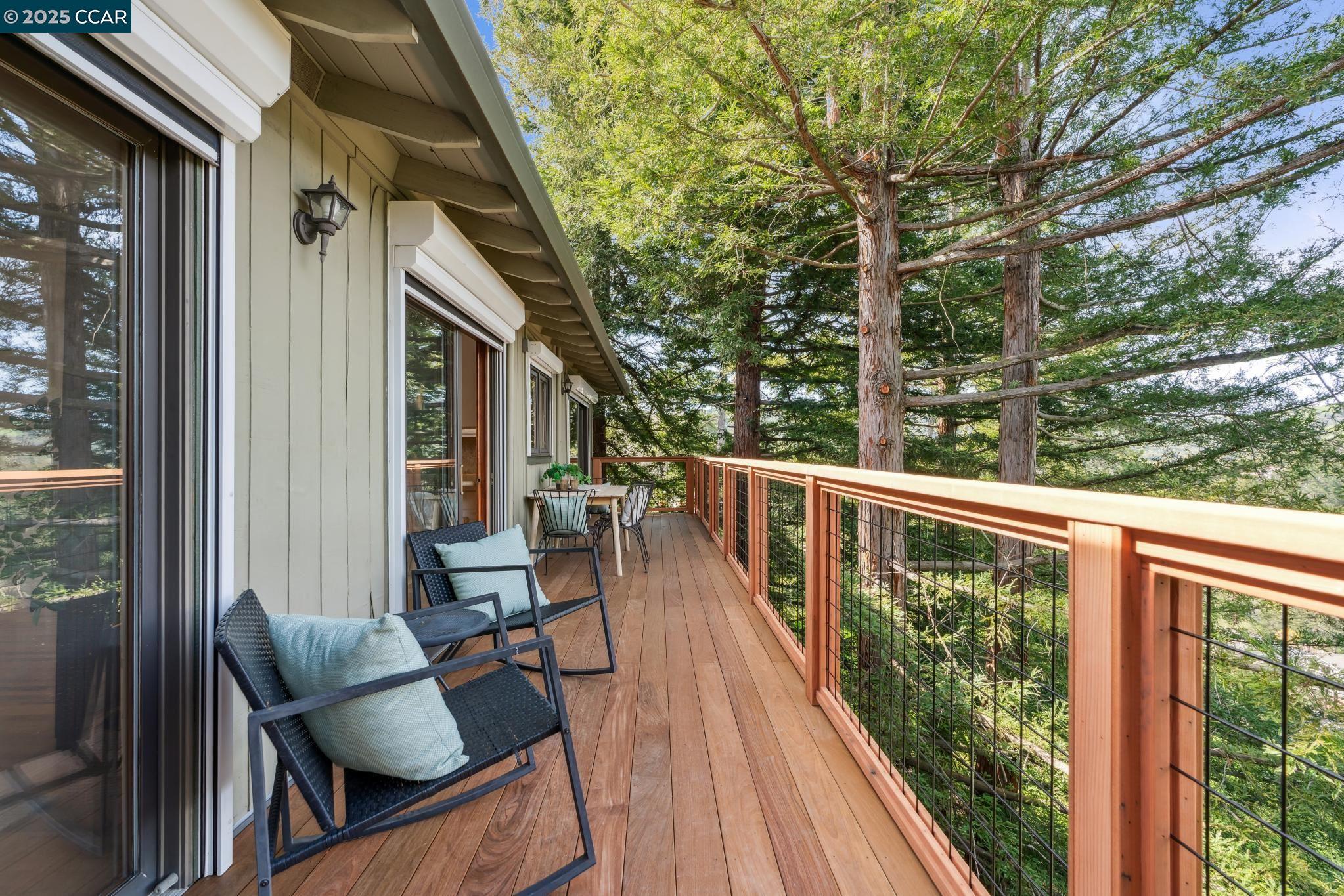 128 Ardith Dr