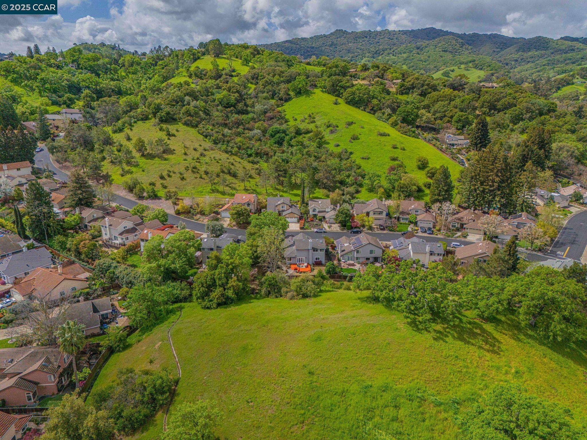 2288 Heritage Hills Dr.