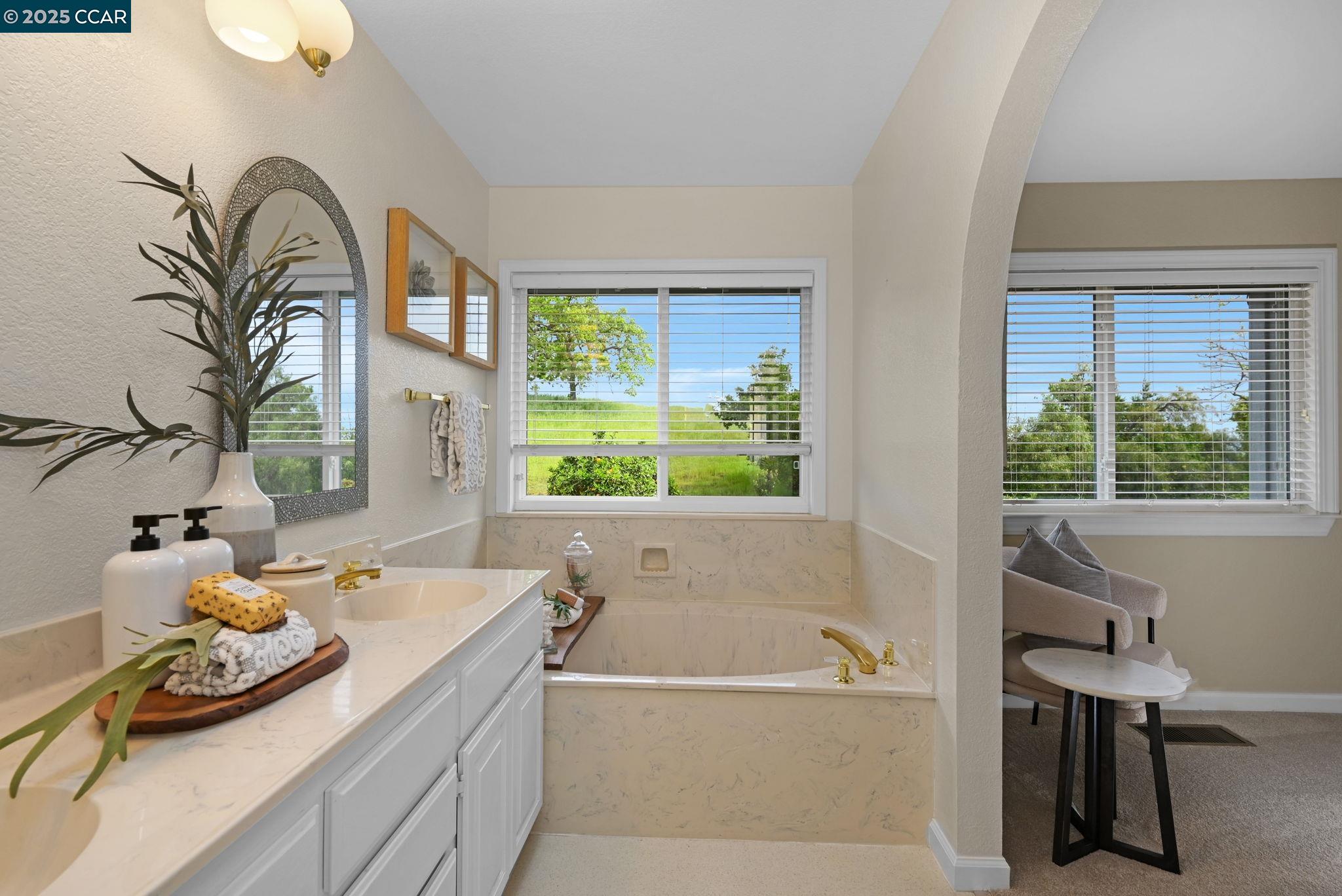 2288 Heritage Hills Dr.