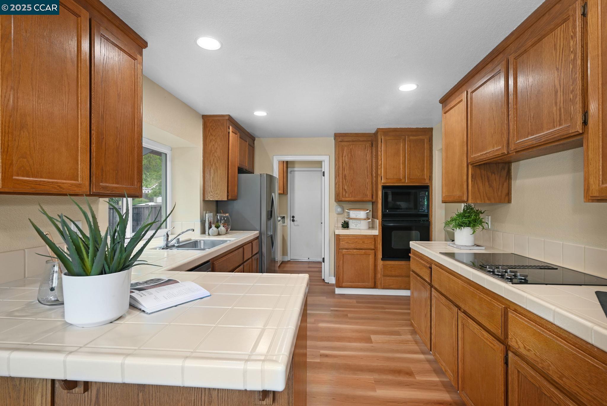 2288 Heritage Hills Dr.
