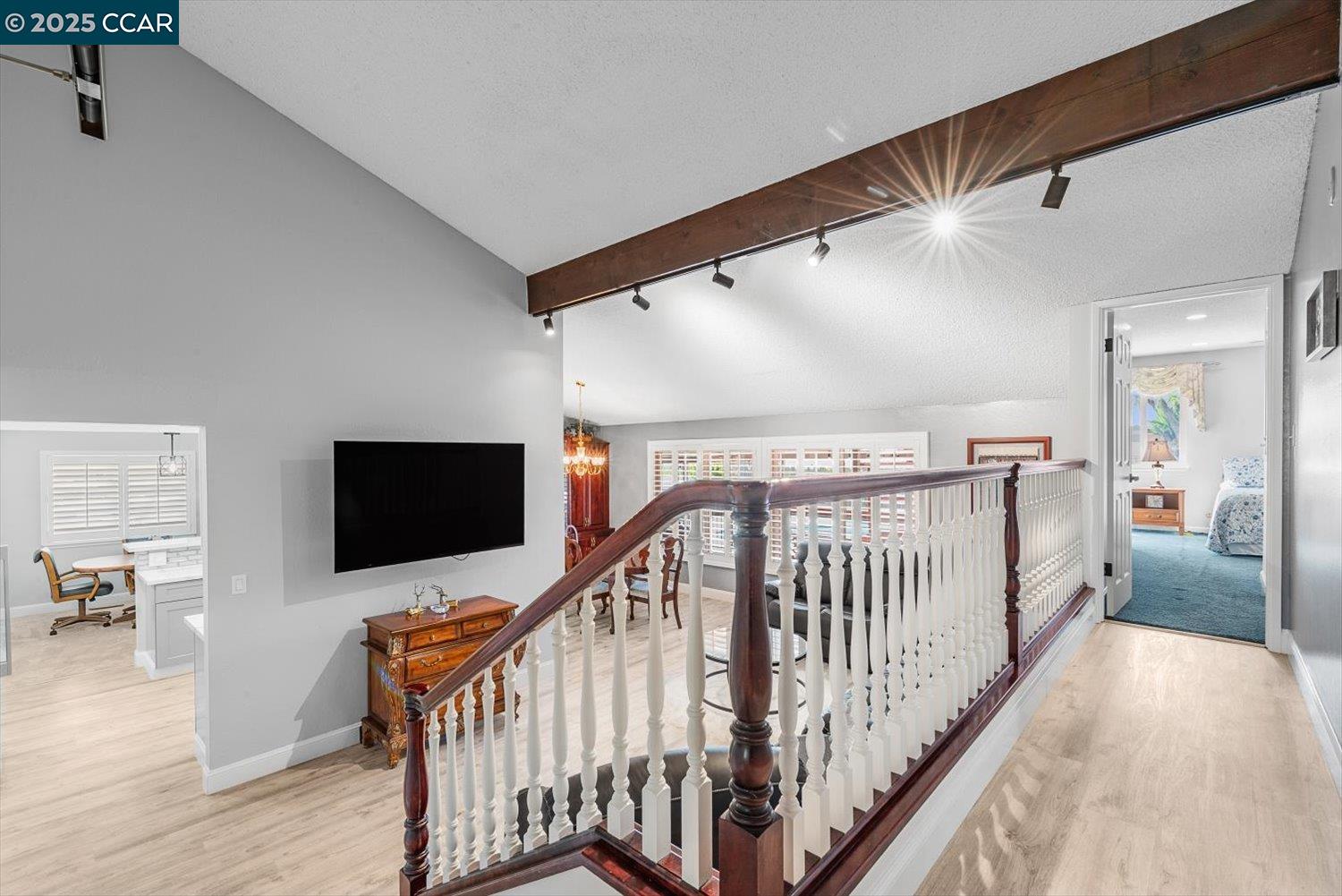 2409 Panoramic Dr