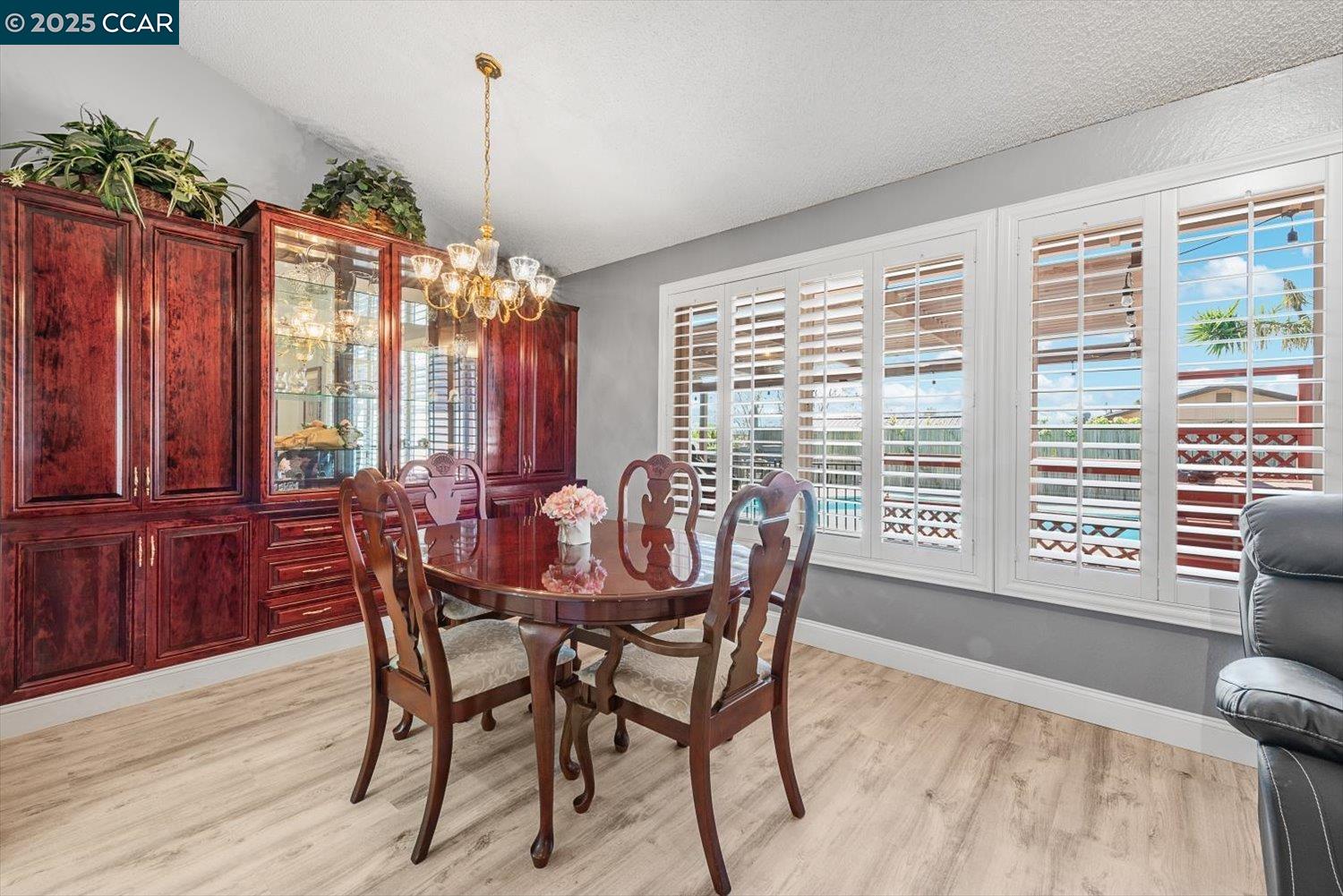 2409 Panoramic Dr