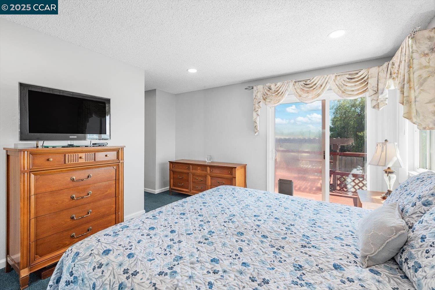 2409 Panoramic Dr