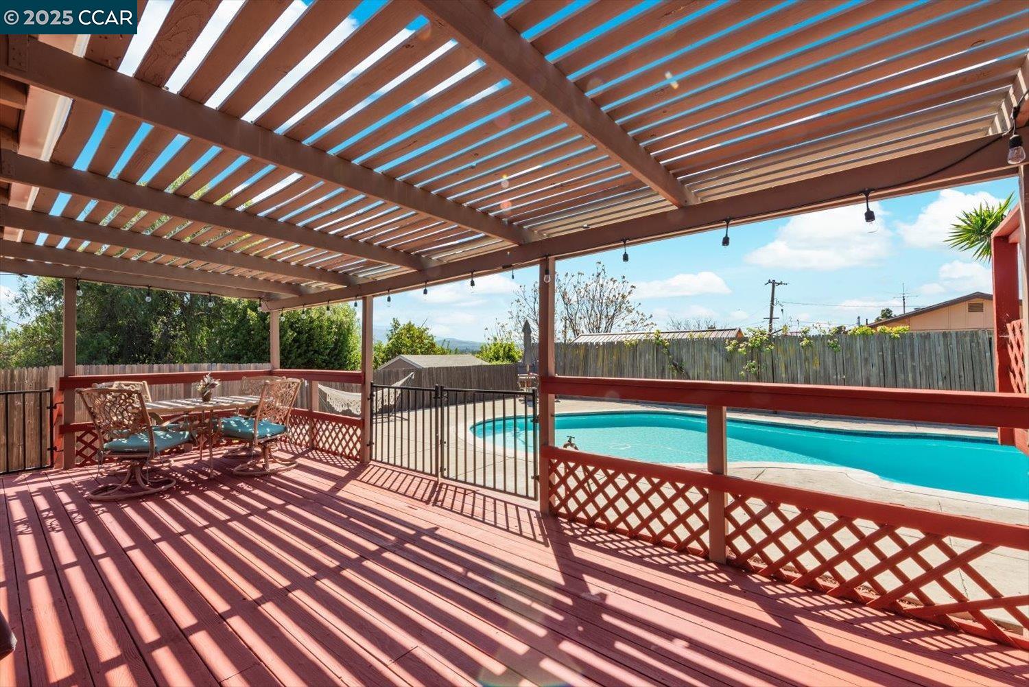 2409 Panoramic Dr