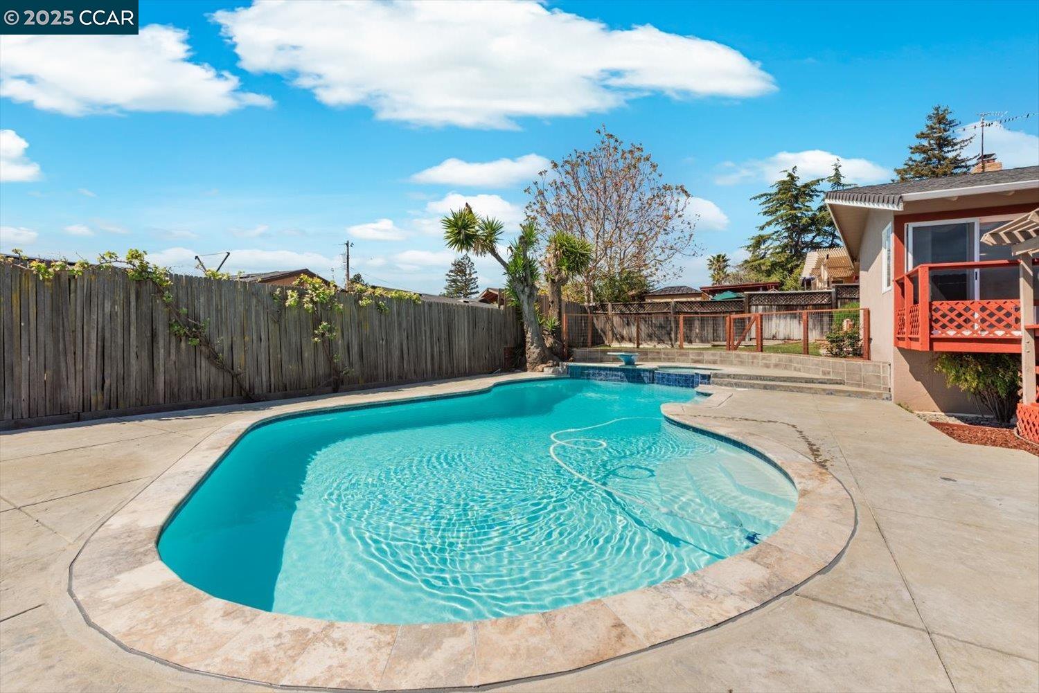 2409 Panoramic Dr