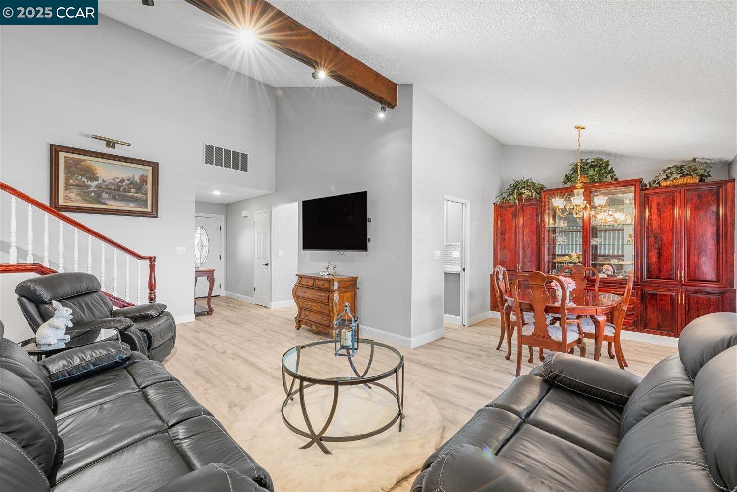 2409 Panoramic Dr
