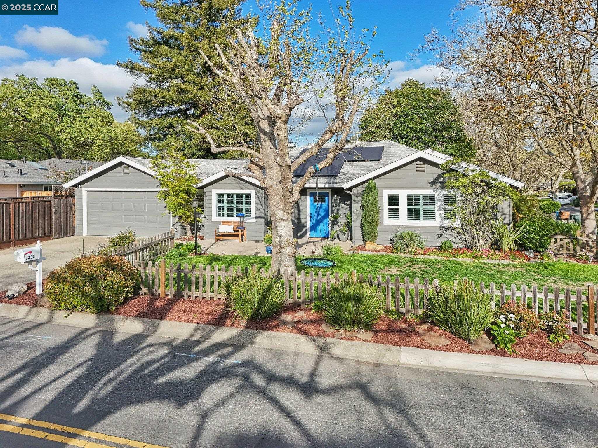1837 Roche Dr
