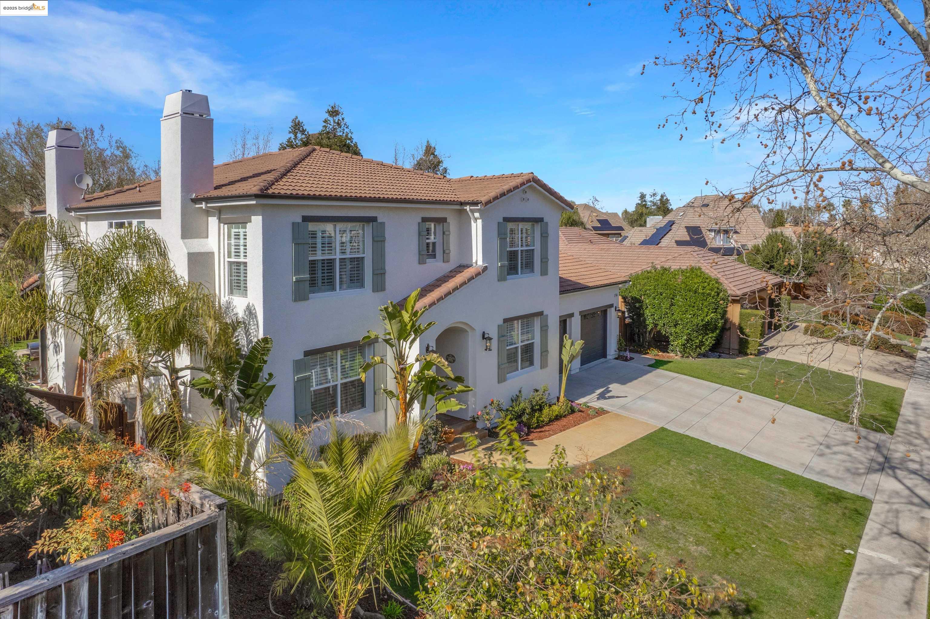 905 Rutherford Cir
