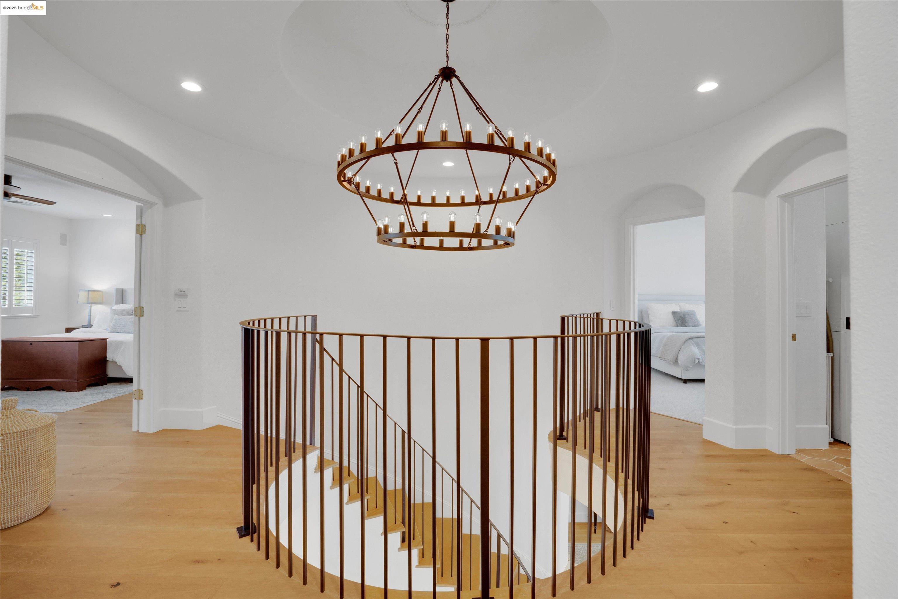 905 Rutherford Cir