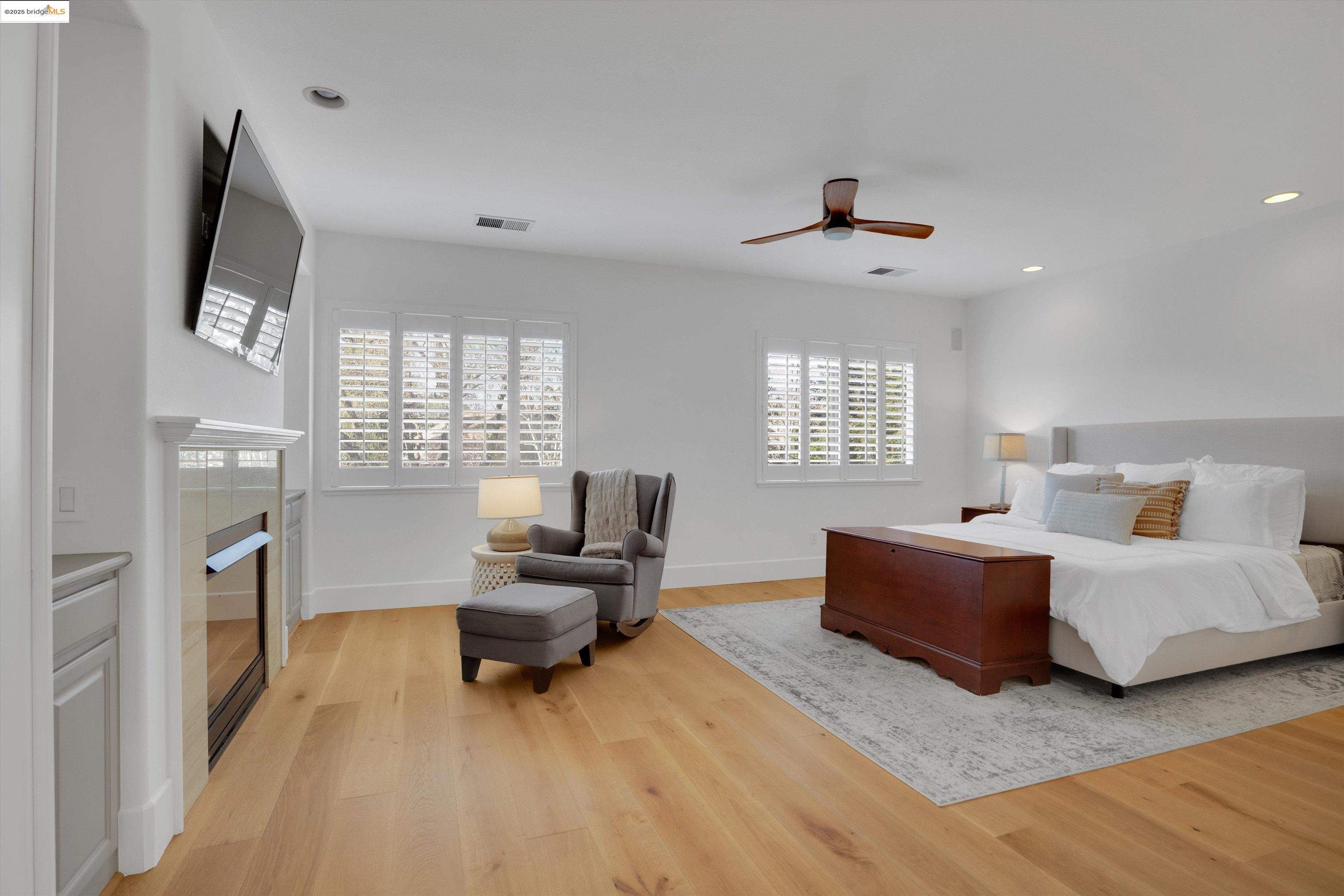 905 Rutherford Cir