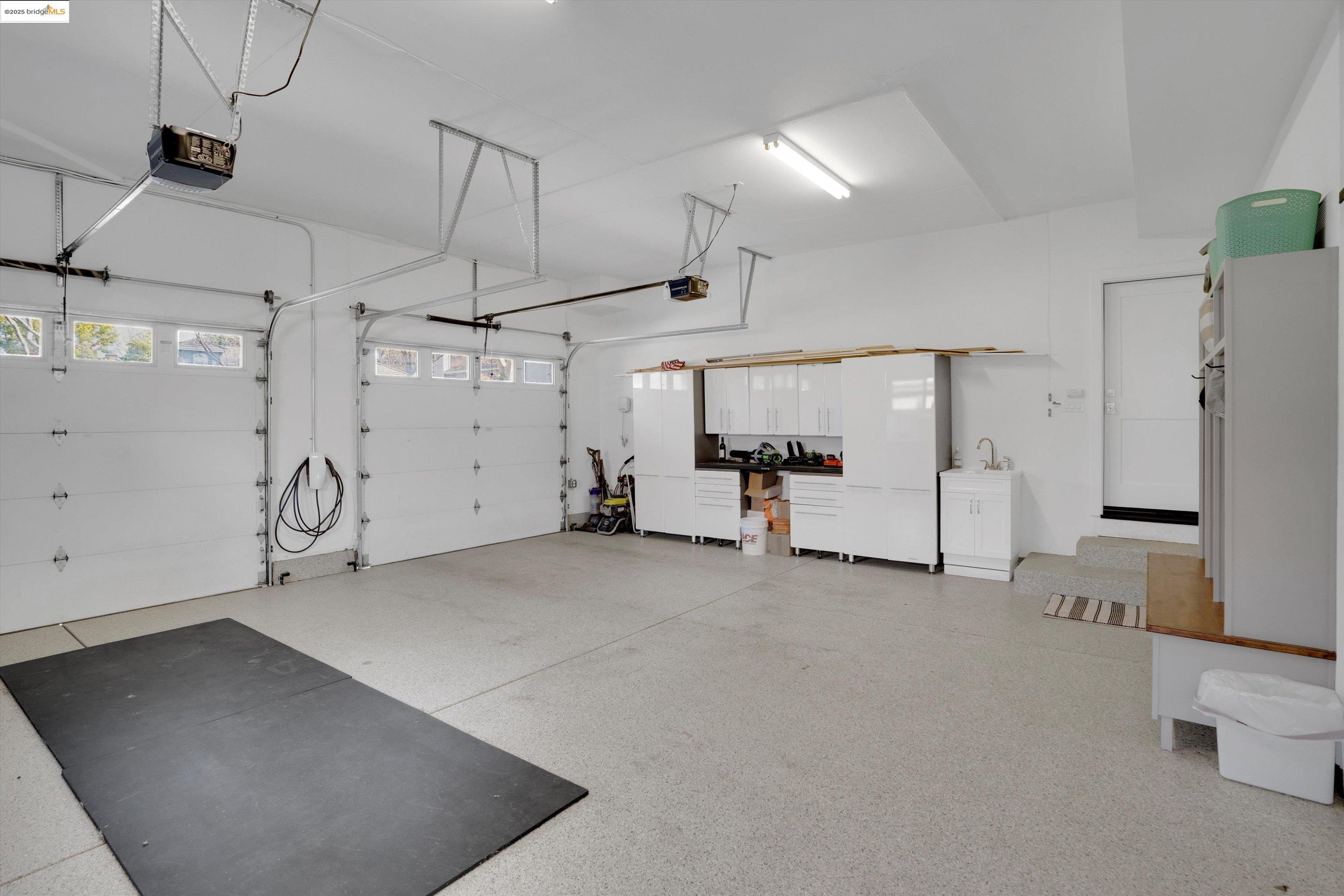 905 Rutherford Cir